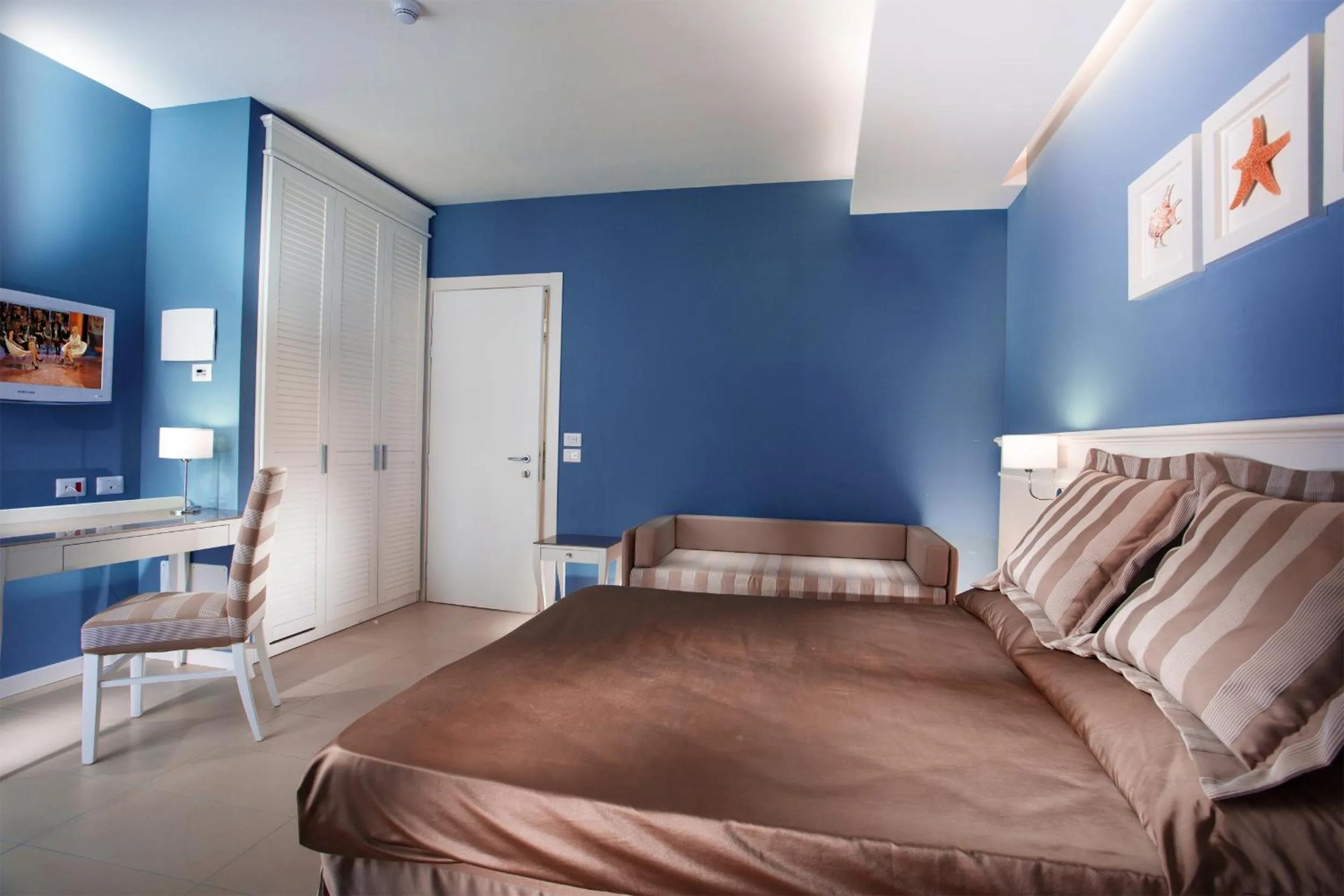 Photo of the whole room in Hotel Nettuno