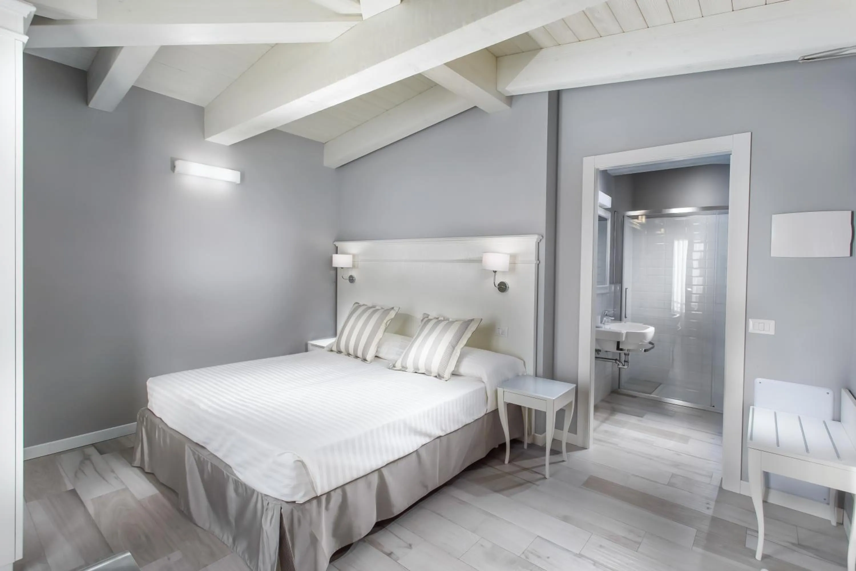 Bedroom, Bed in Hotel Nettuno