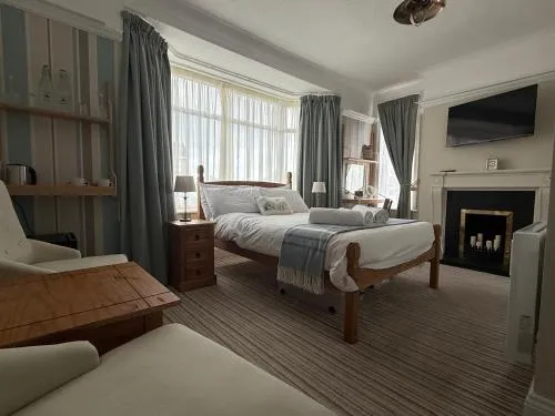 Holly Trees room only accommodation