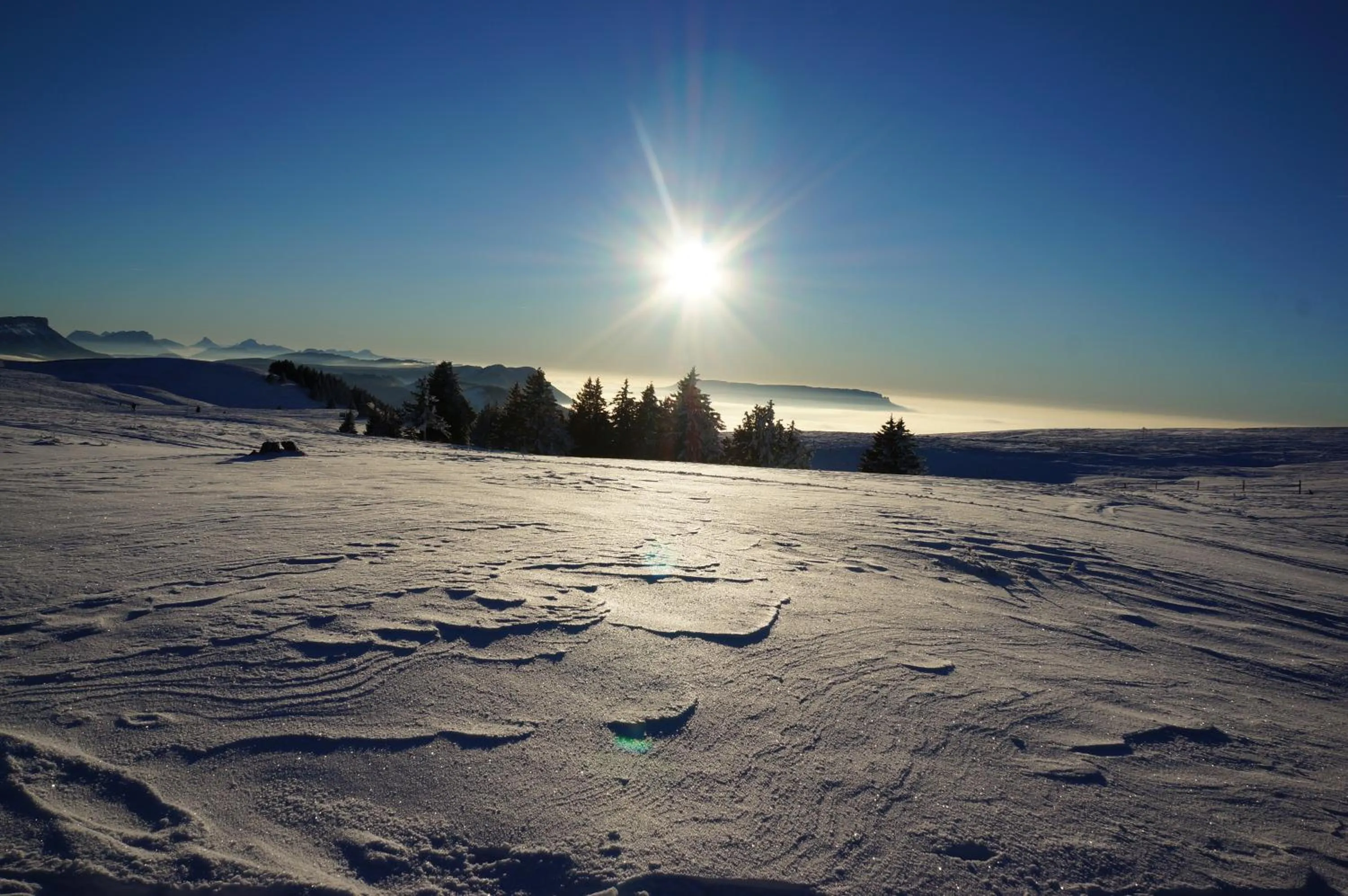 Nearby landmark in Le Pré du Lac