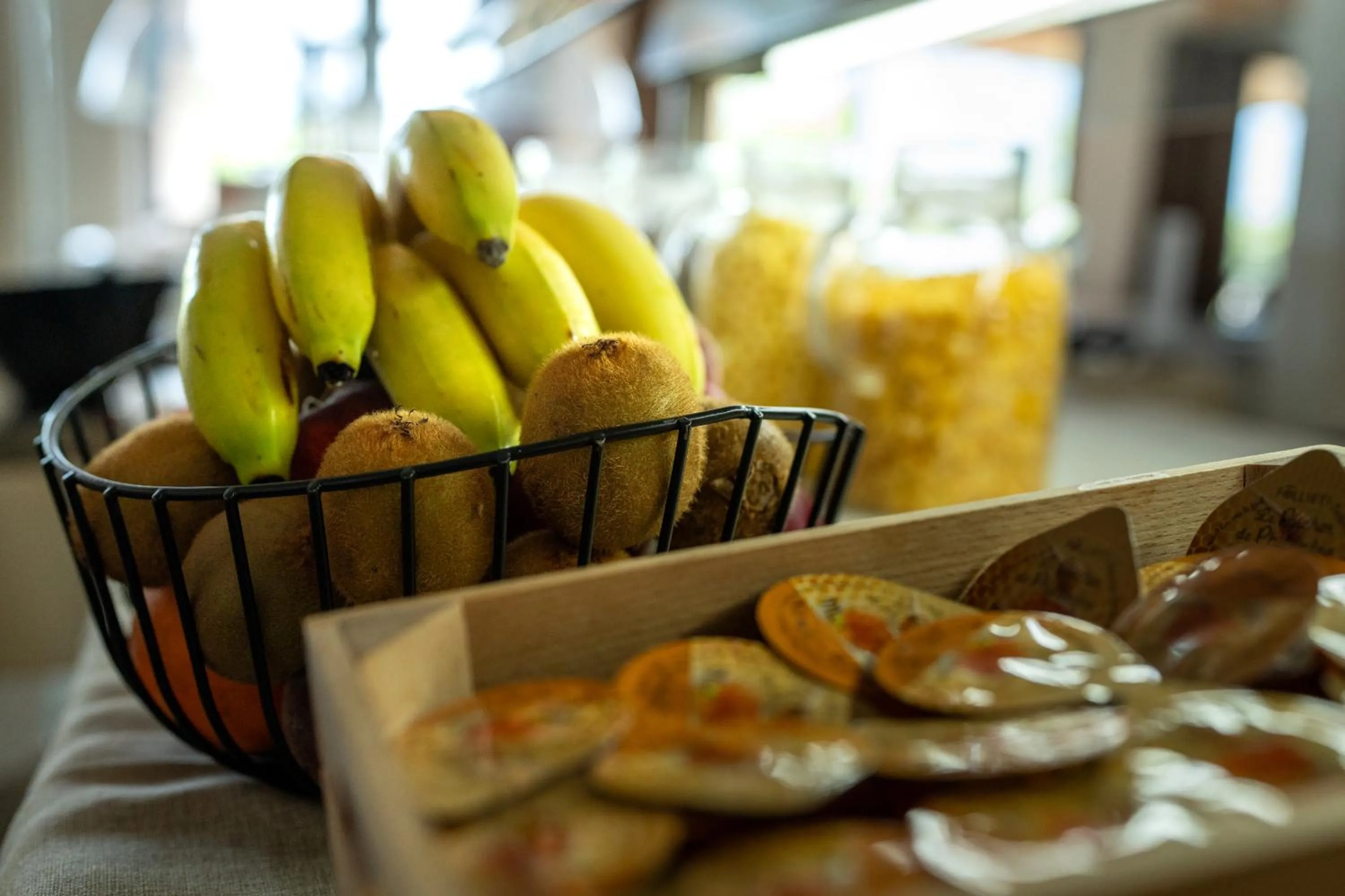 Buffet breakfast in Le Pré du Lac