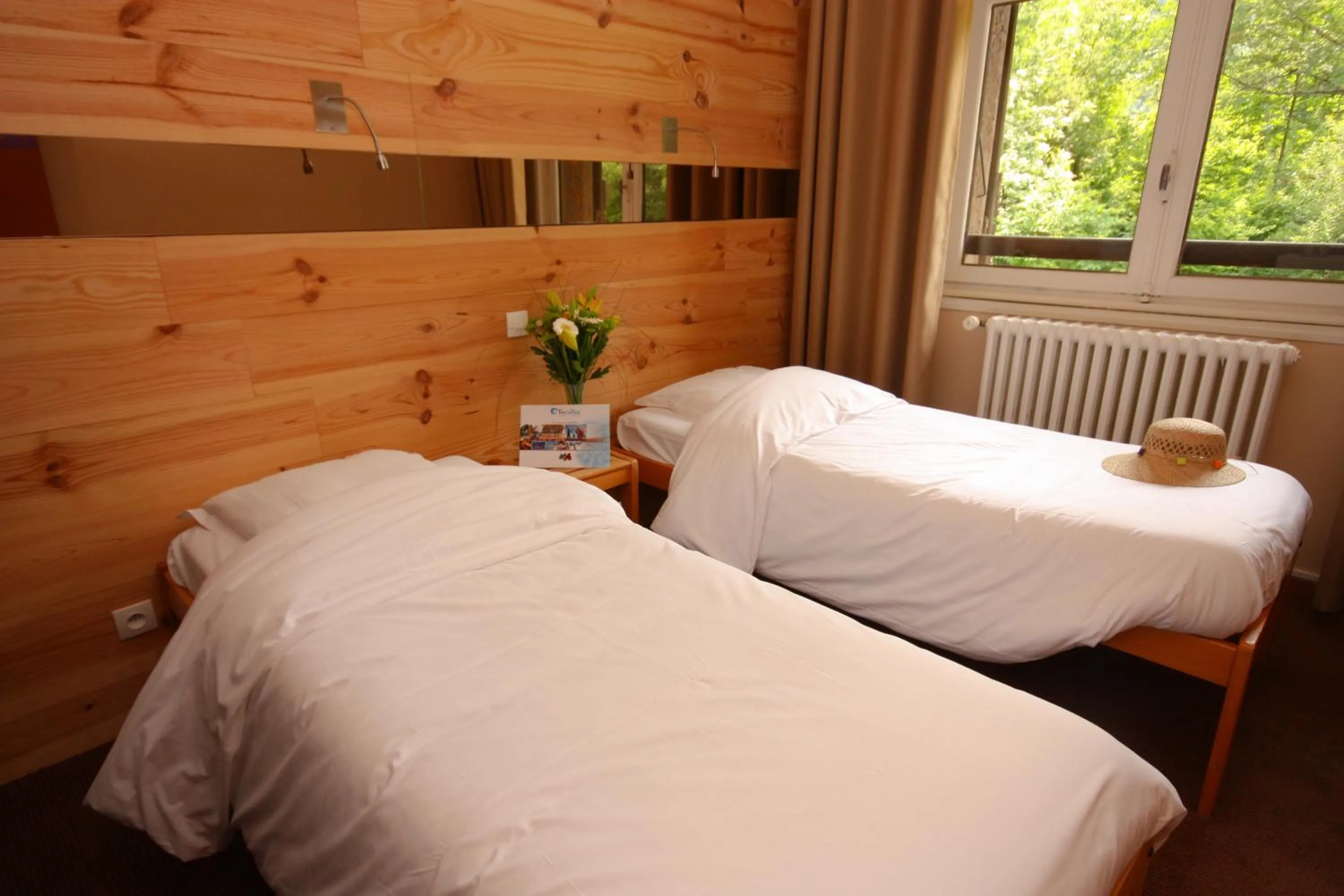 Bedroom, Bed in Le Pré du Lac