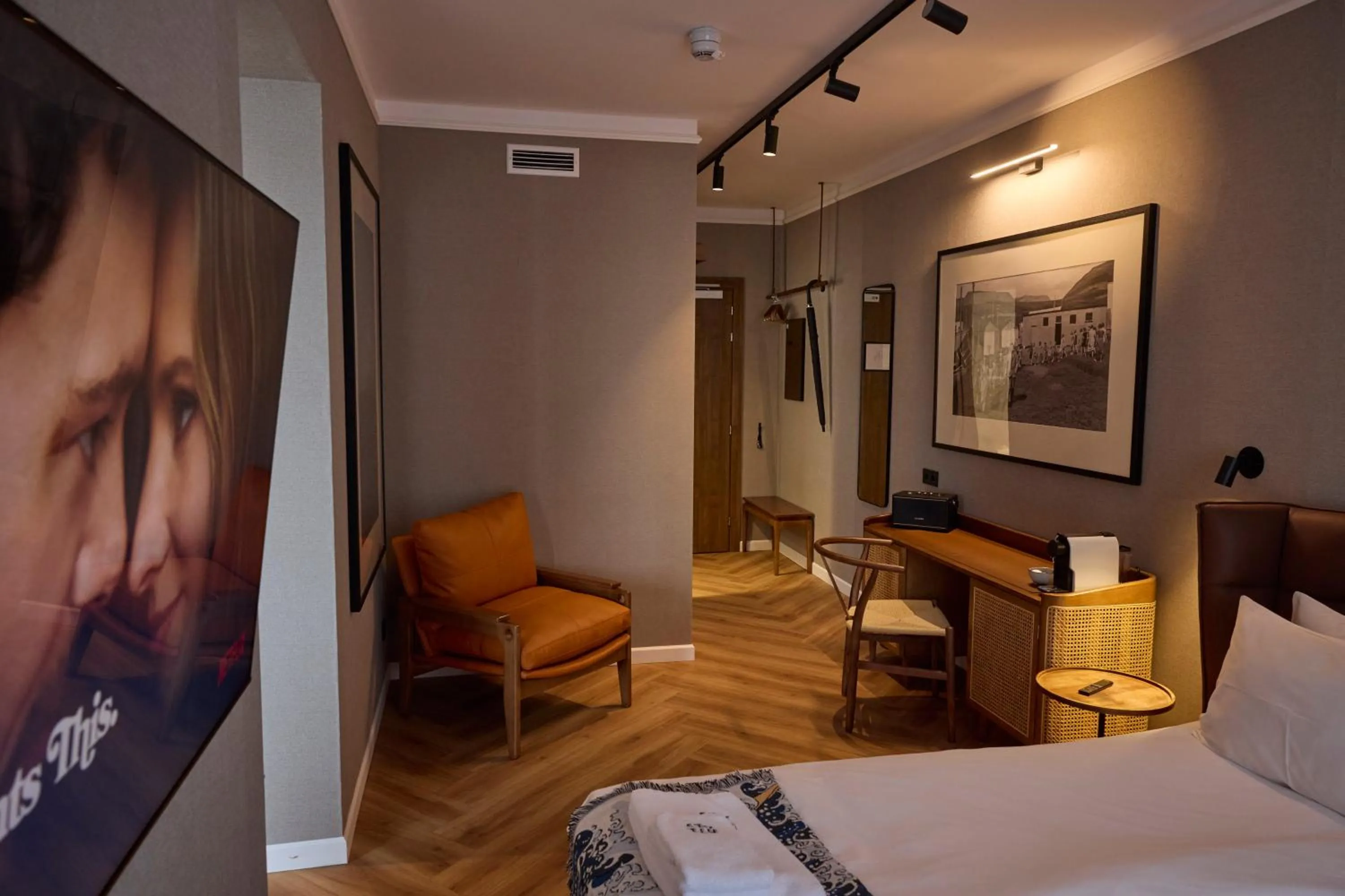 Bedroom, Bed in Hotel Akureyri