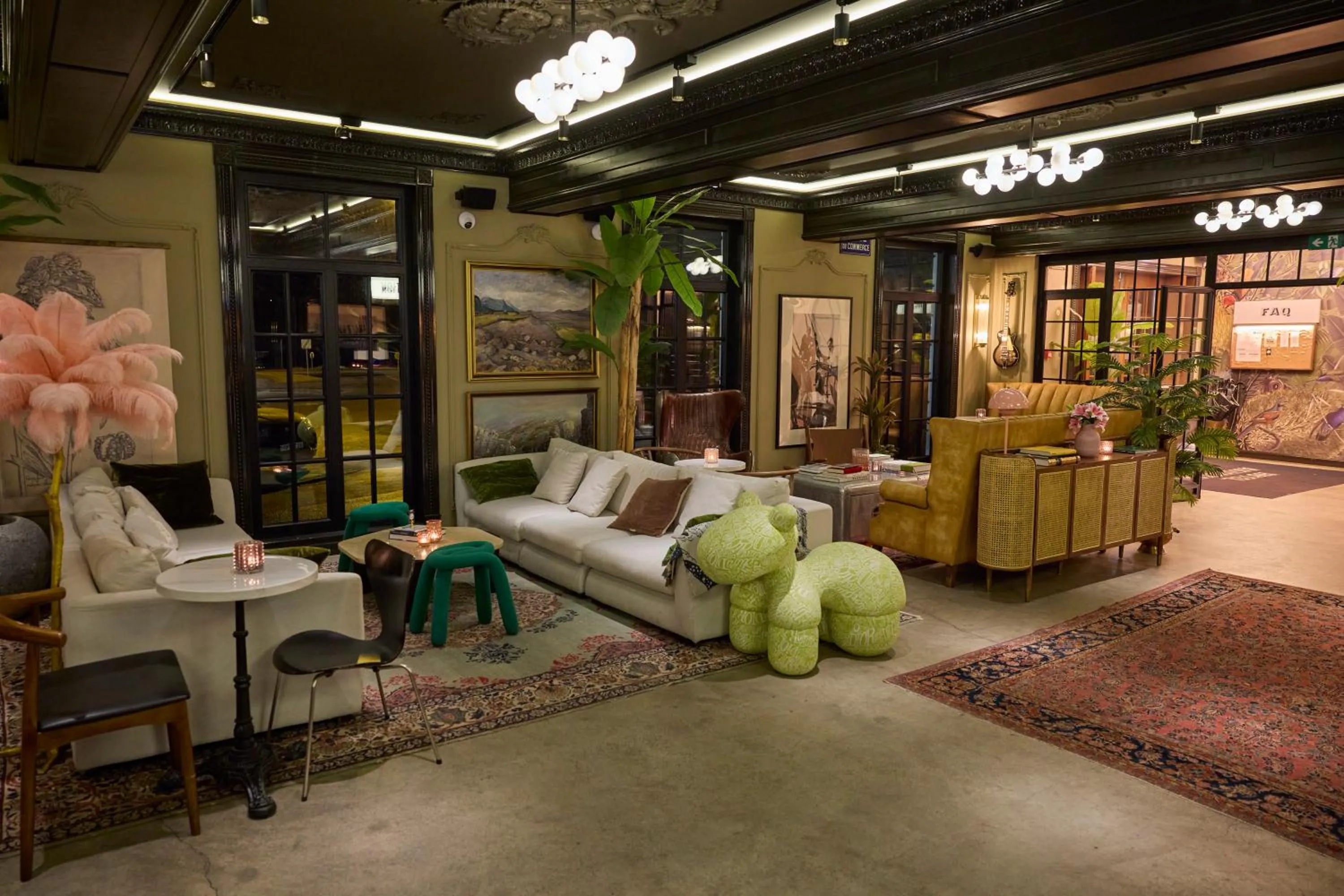 Lounge or bar in Hotel Akureyri