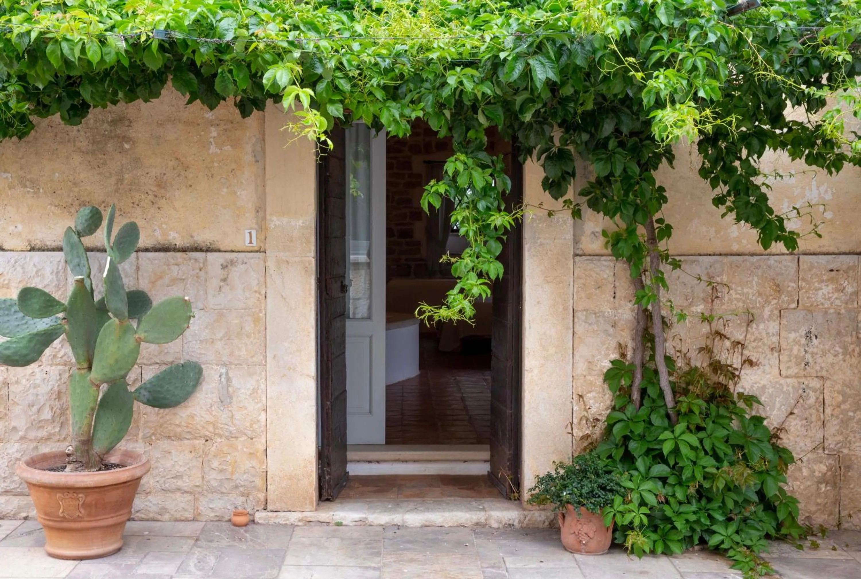 Facade/entrance in Lama Di Luna Biomasseria