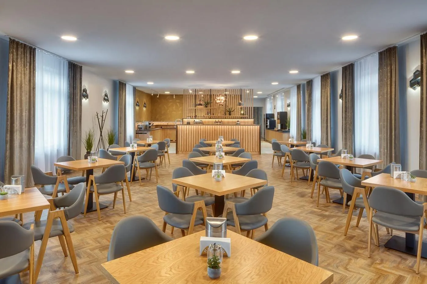 Restaurant/places to eat in Wellness Hotel Babylon