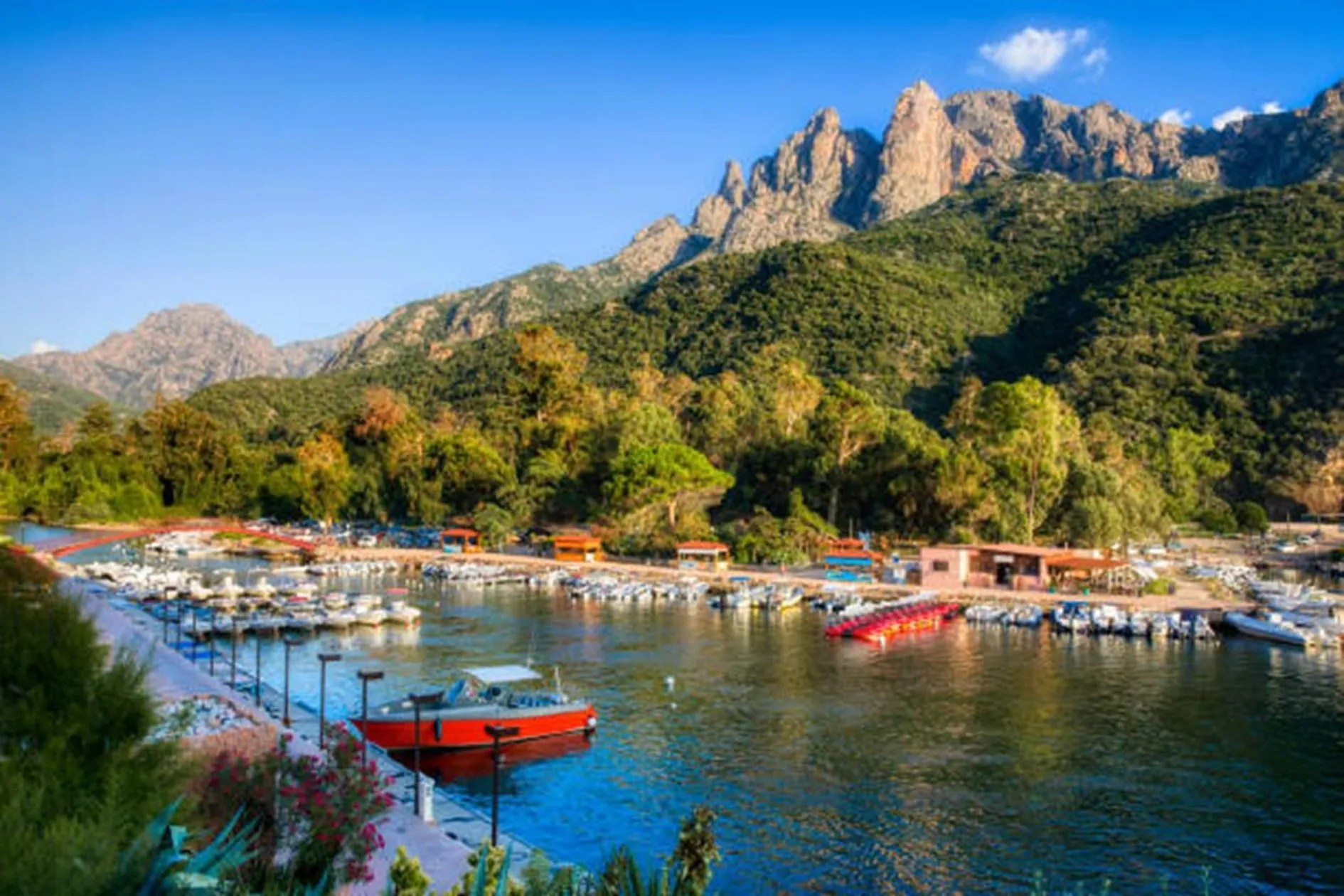 Neighbourhood in Hôtel & Résidence Le Subrini