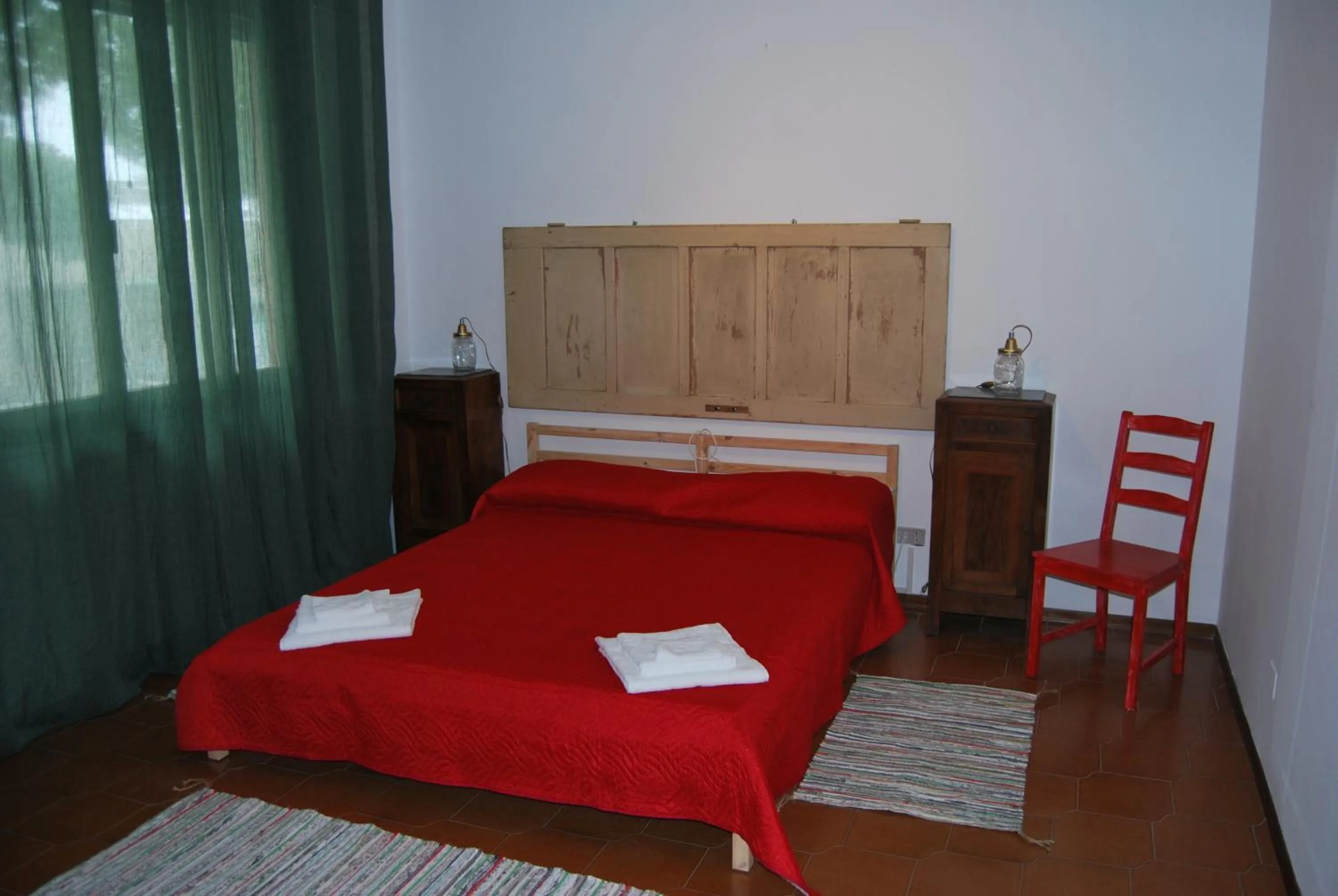 Photo of the whole room in sebante