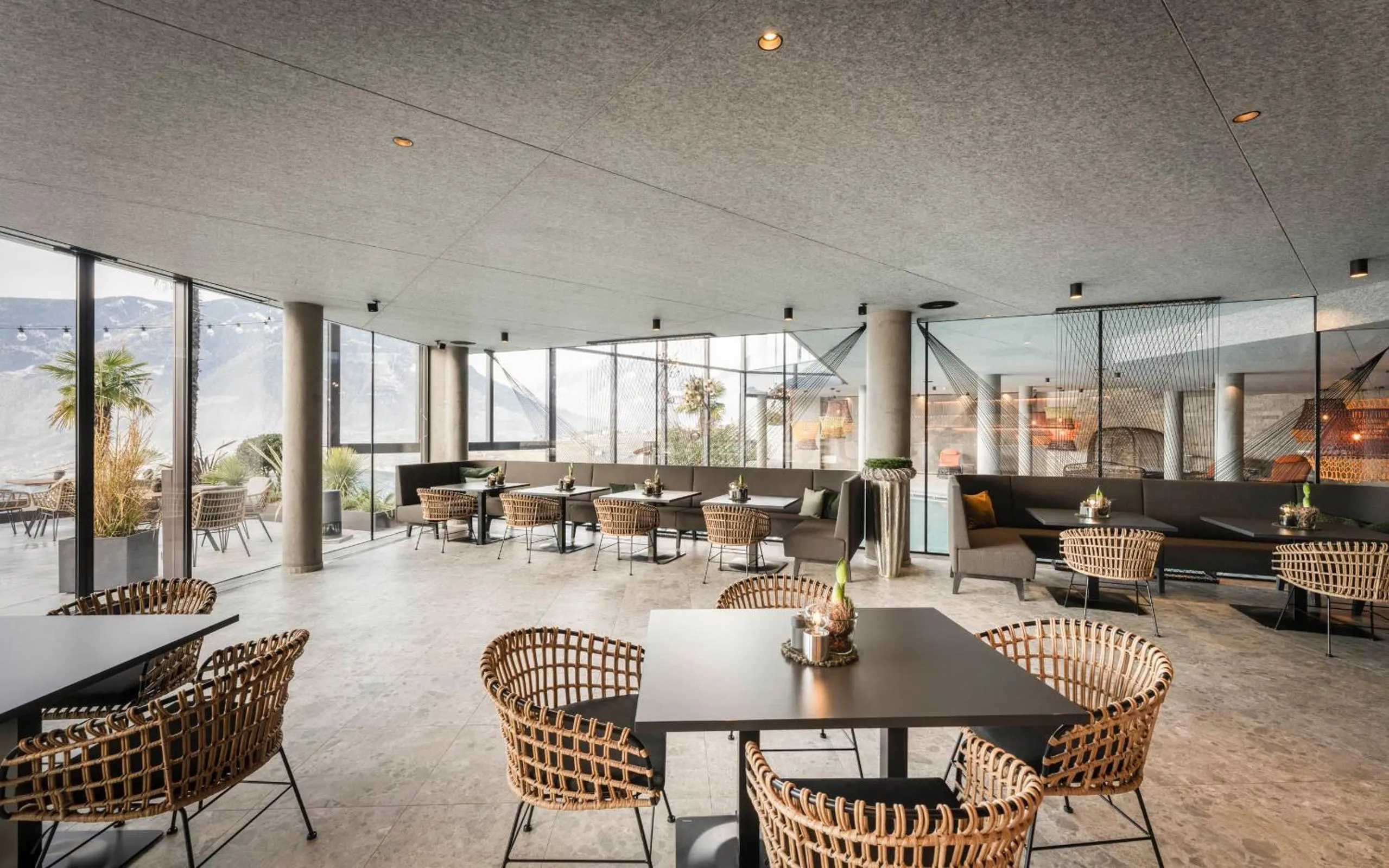 Lounge or bar in Hotel Rosengarten (Schenna Resort)