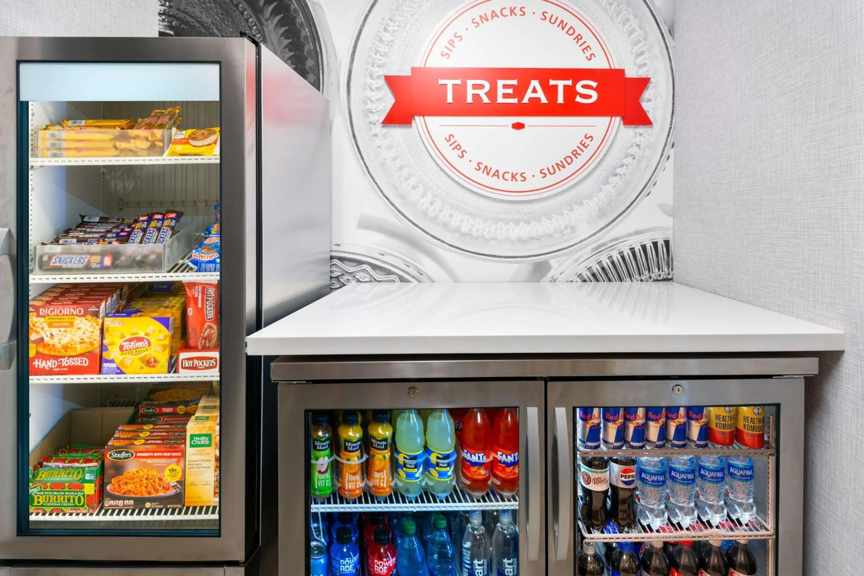 Restaurant/places to eat in Hampton Inn & Suites Charlottesville at the University