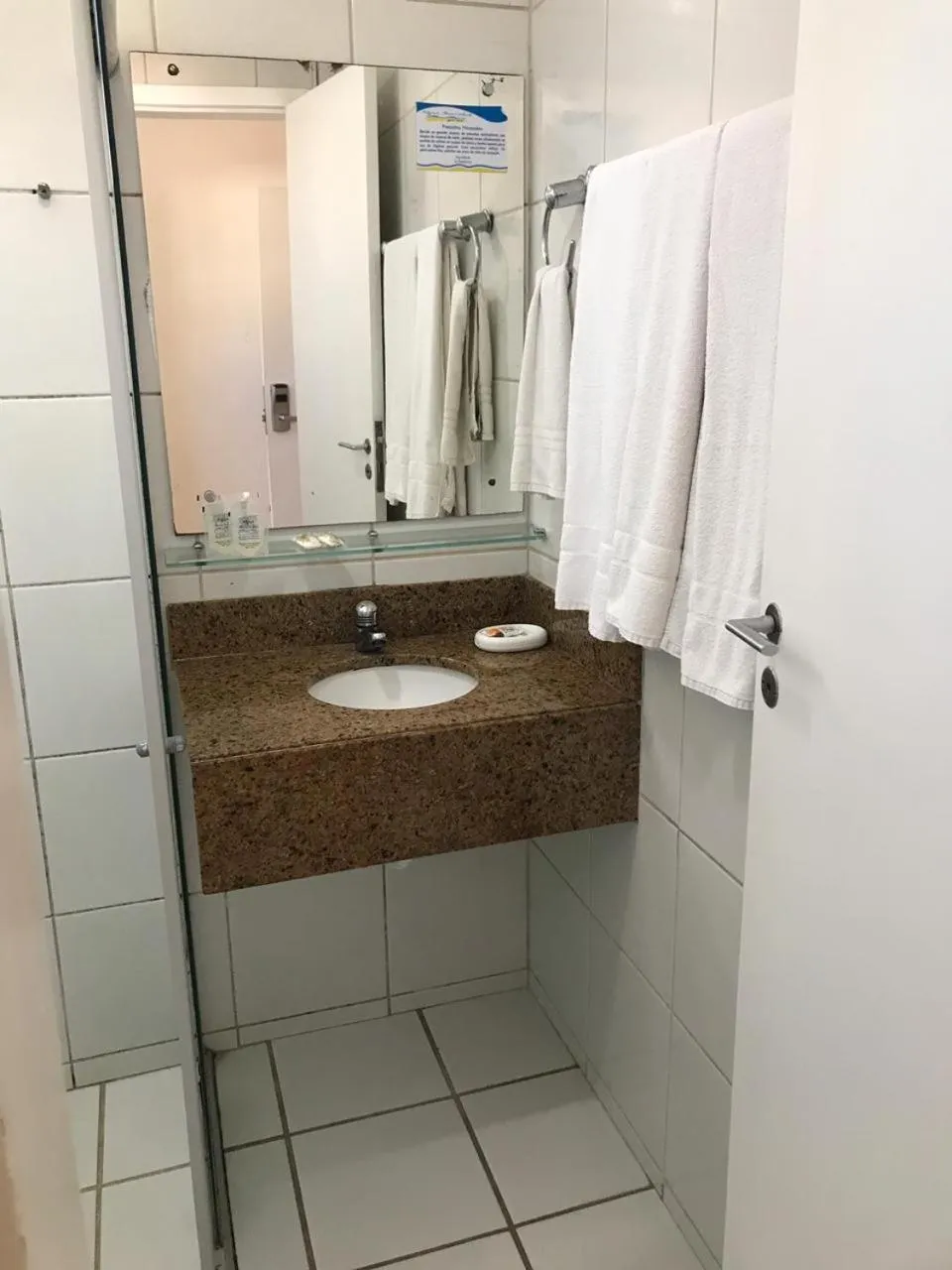 Toilet in Hotel Agua Marinha