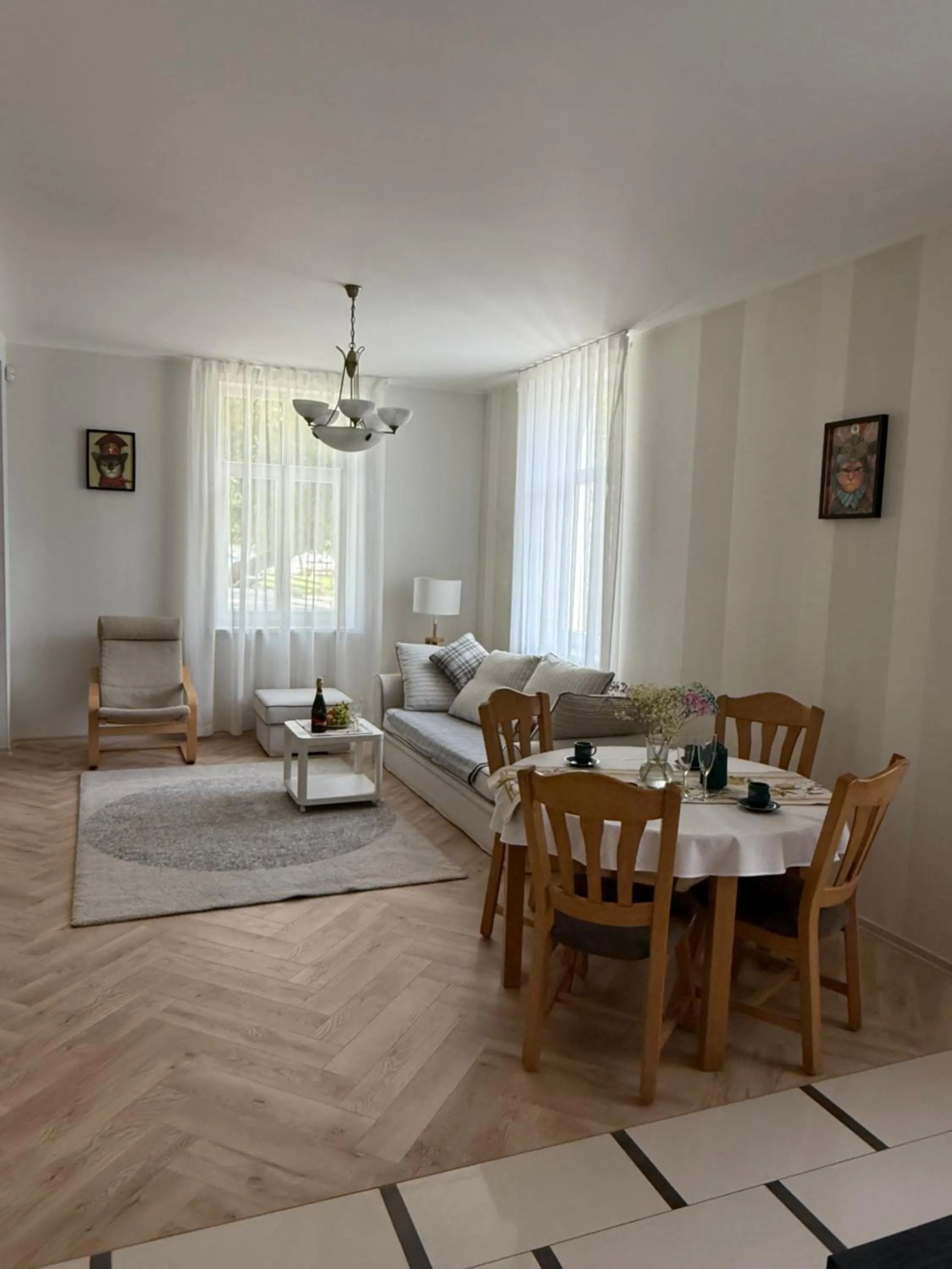 Seating area in Amber Coast & Sea