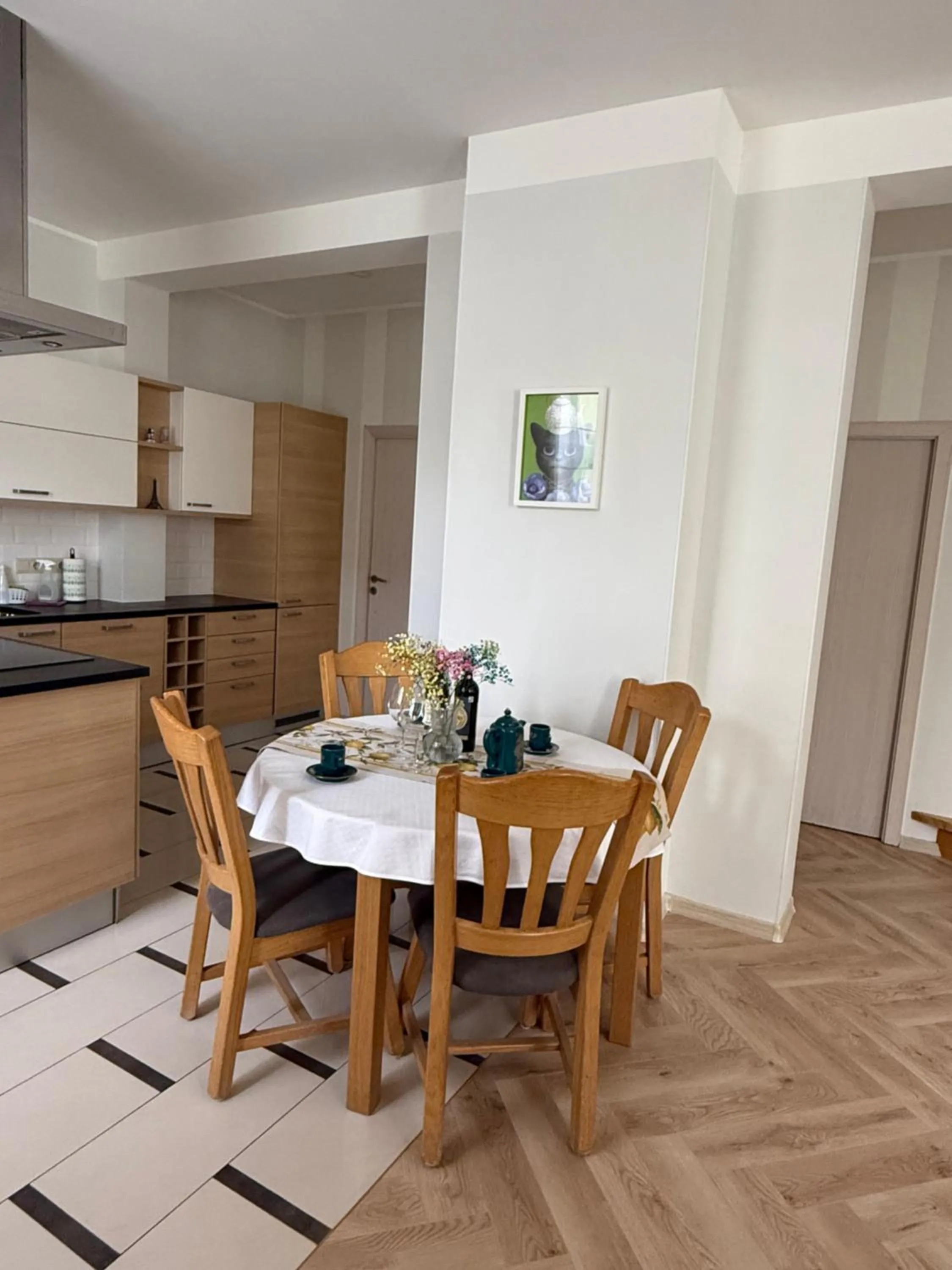 Dining area in Amber Coast & Sea