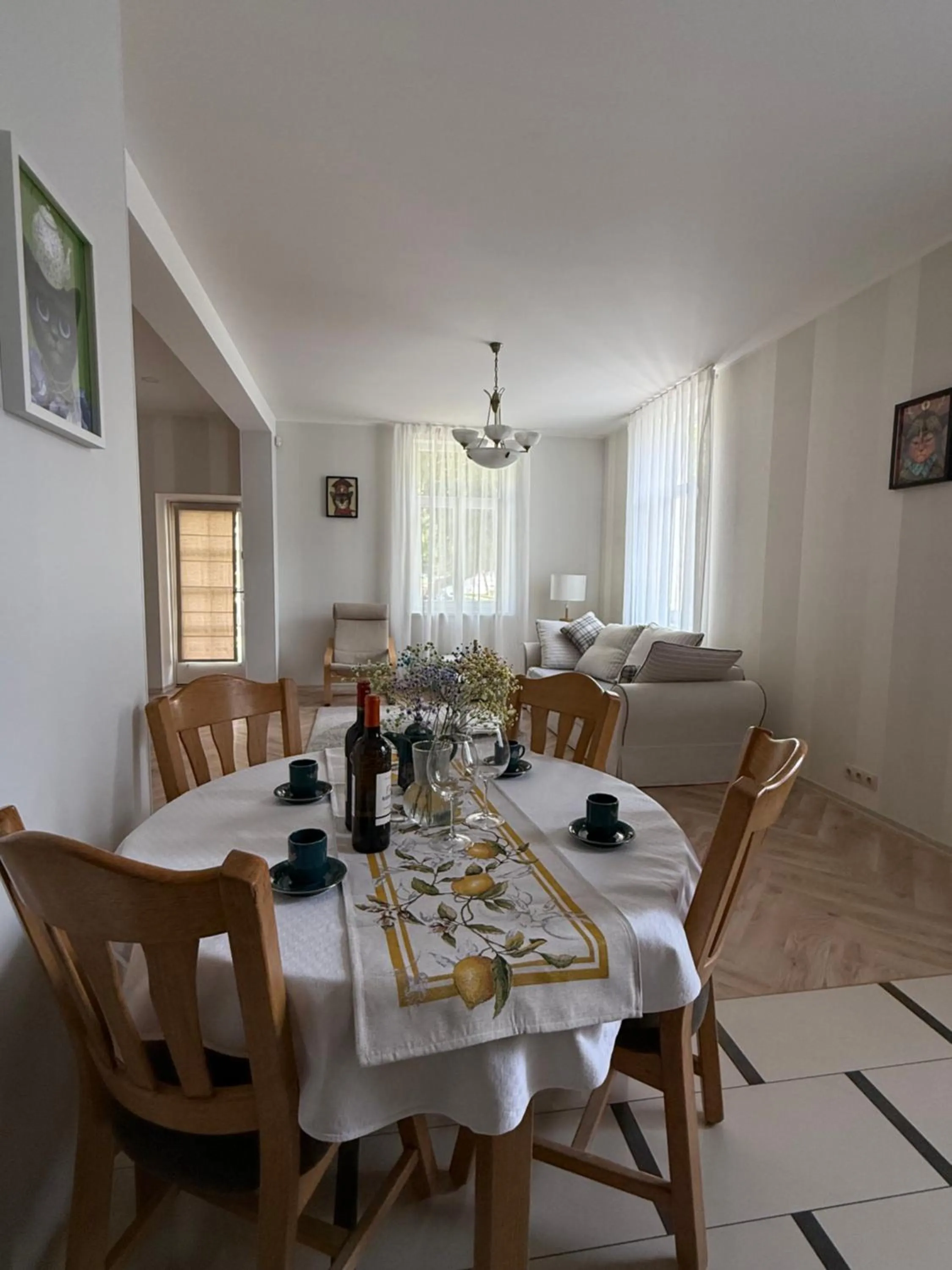 Dining area in Amber Coast & Sea