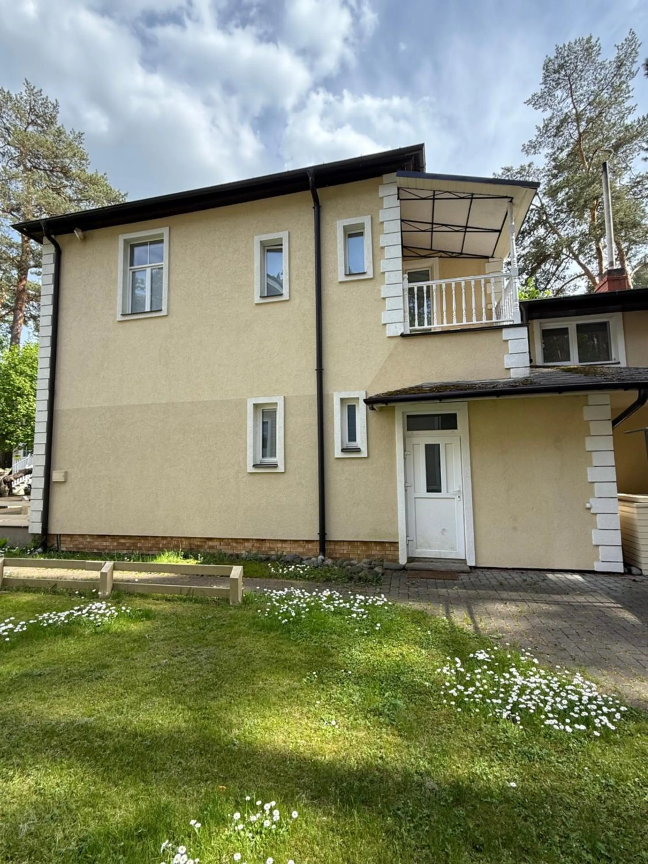 Property building in Amber Coast & Sea