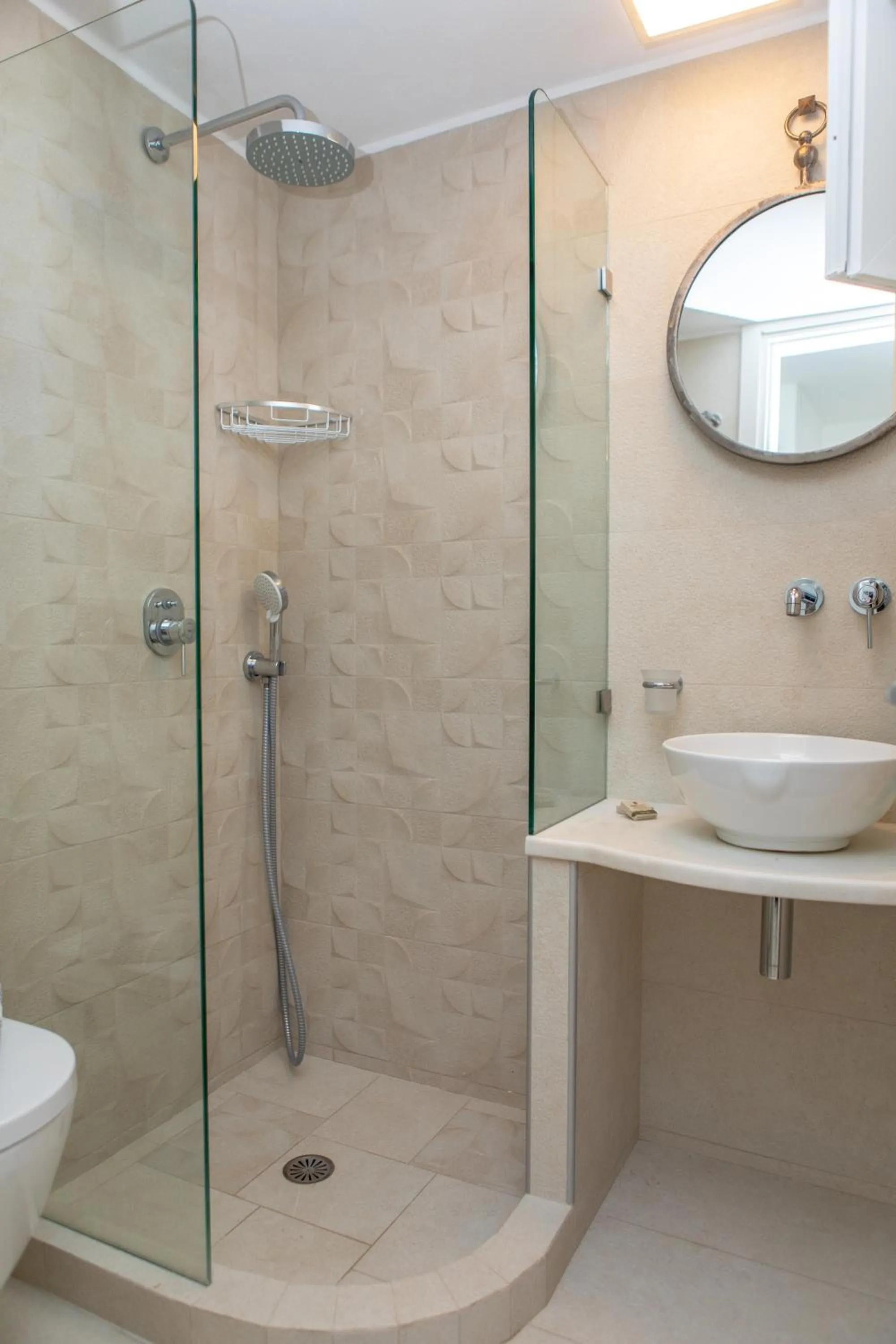 Naxos Illusion Nikos Verikokos