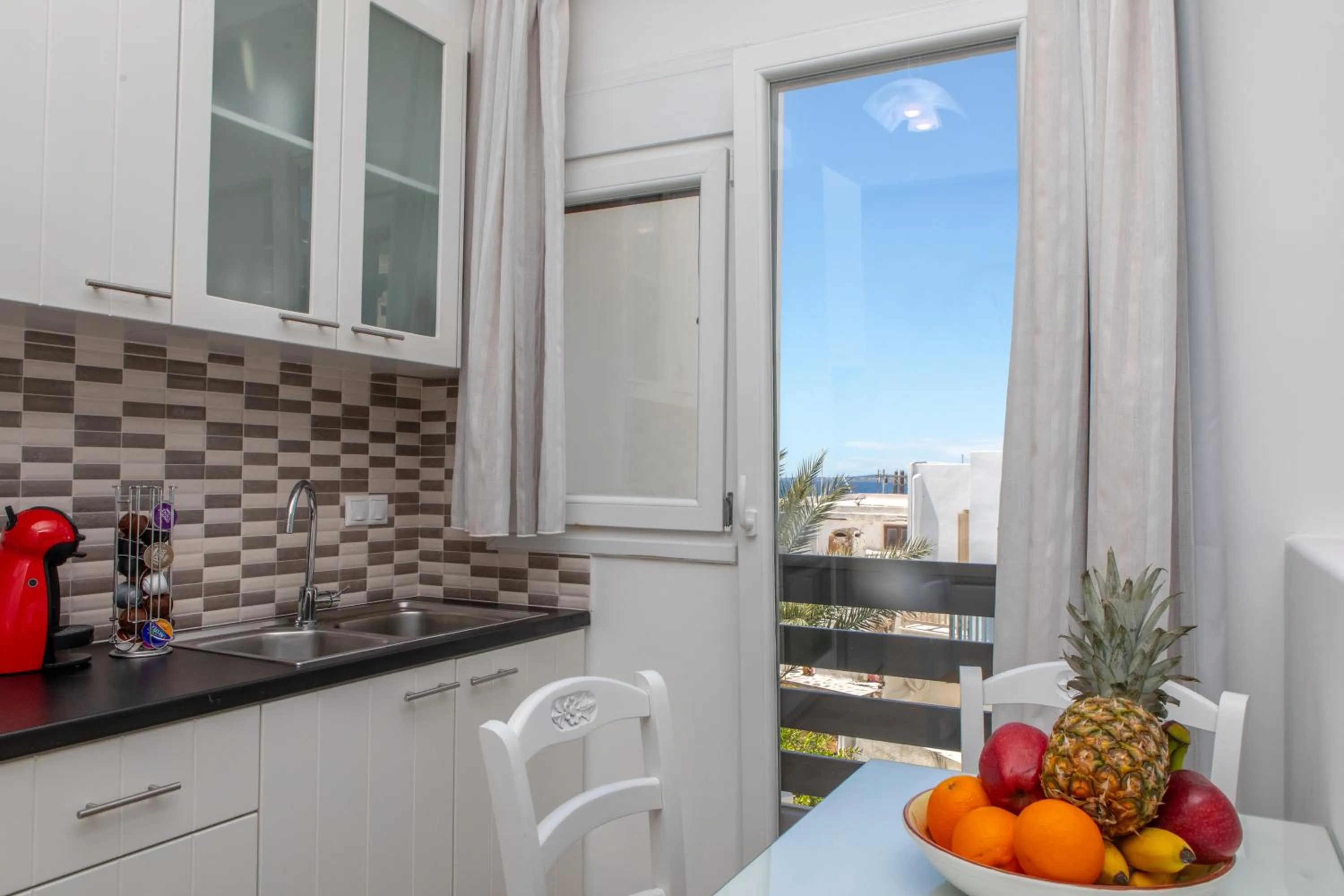 Naxos Illusion Nikos Verikokos