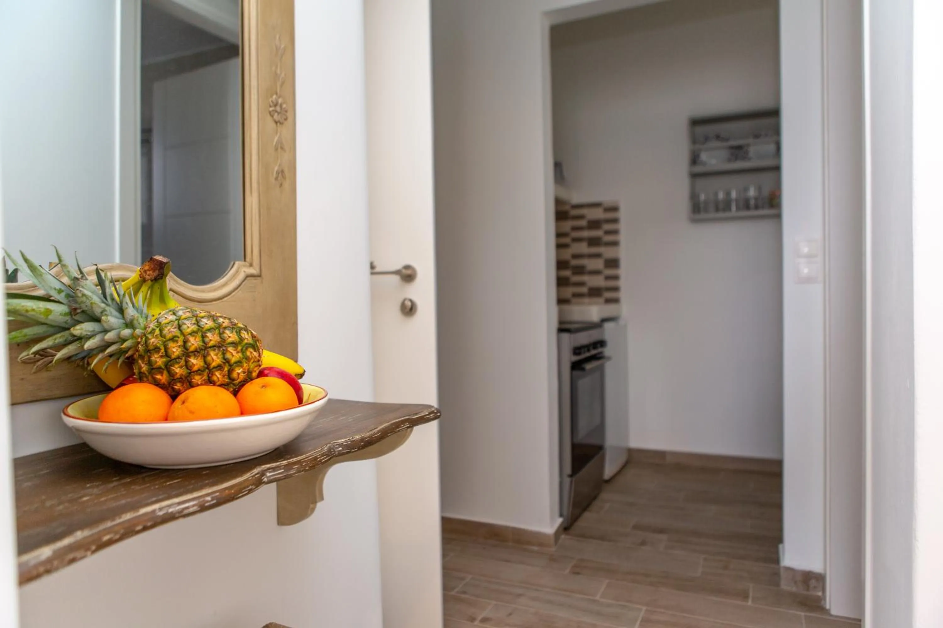 Naxos Illusion Nikos Verikokos