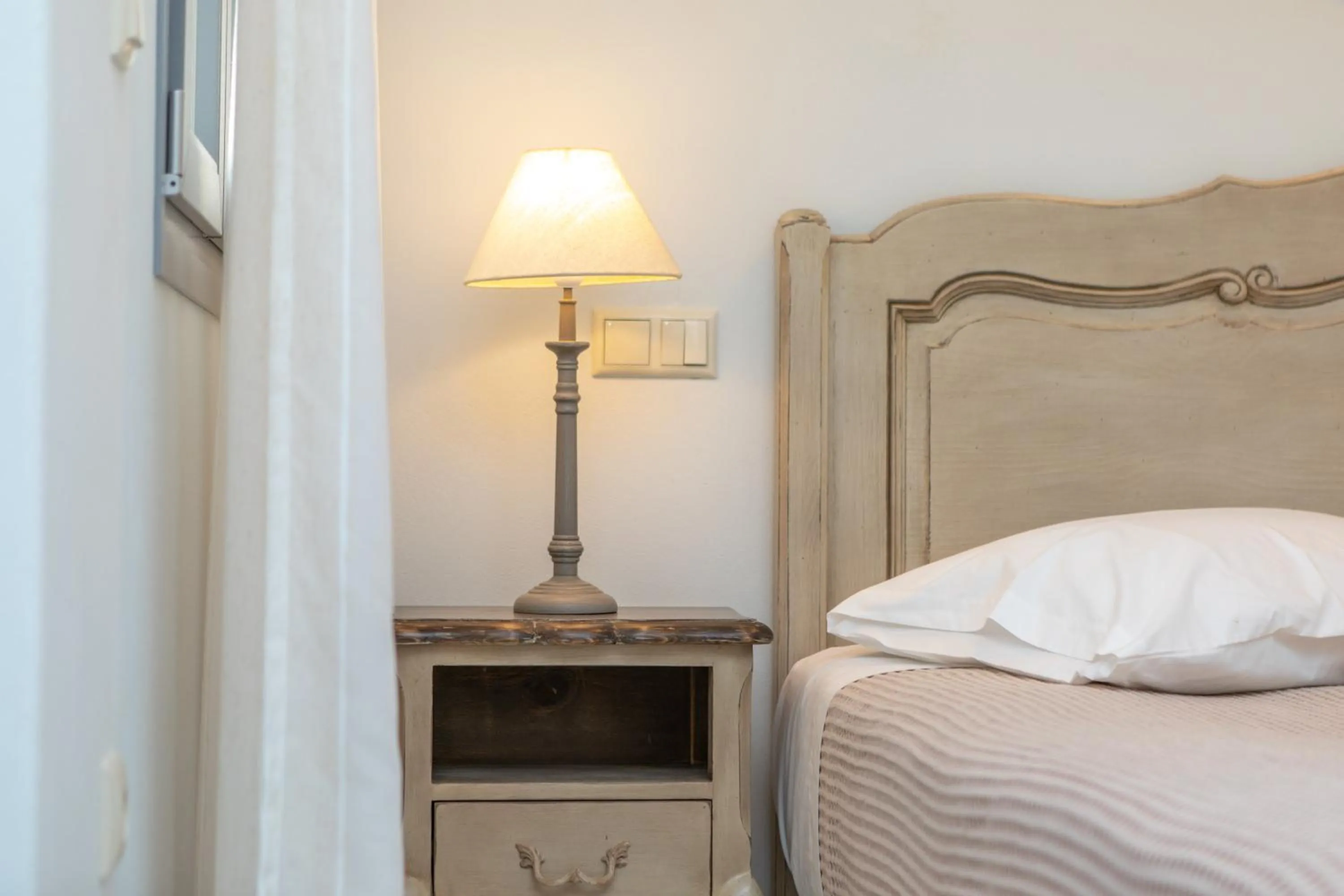 Bed in Naxos Illusion Nikos Verikokos