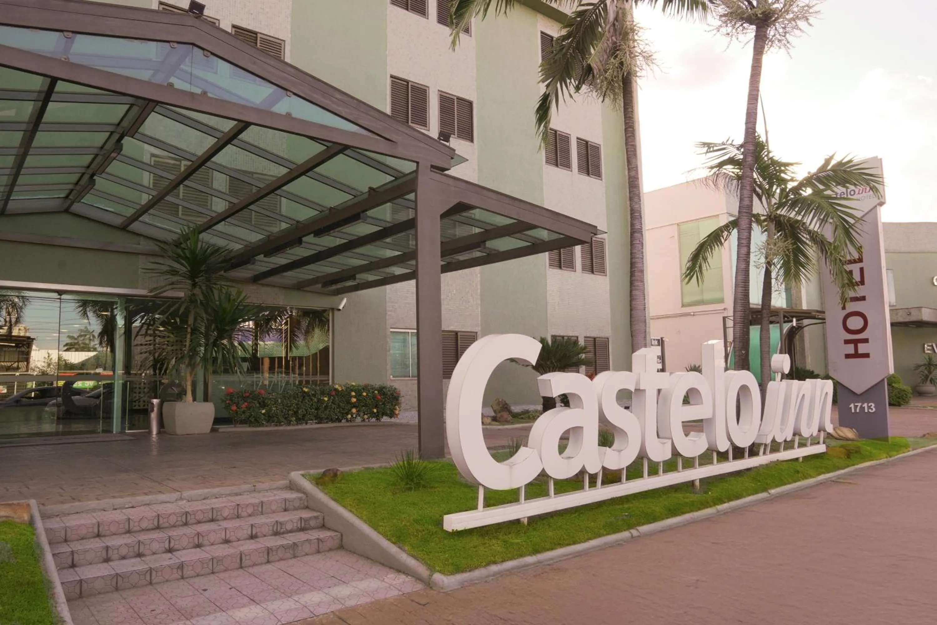 Castelo Inn Hotel