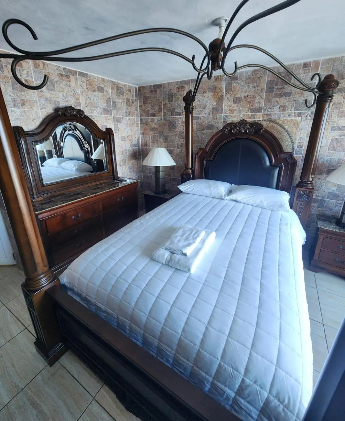 Bed in Hotel Colombus