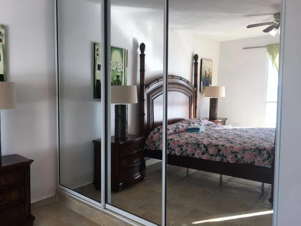 Bed in Hotel Colombus