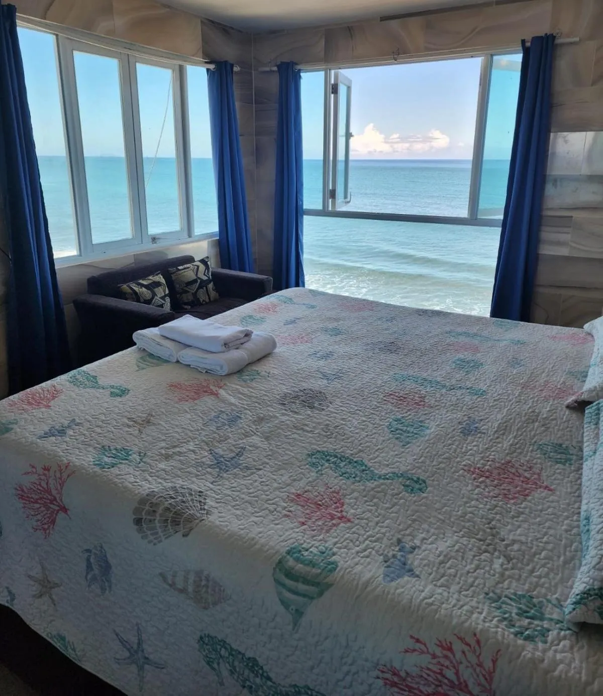 Bed in Hotel Colombus