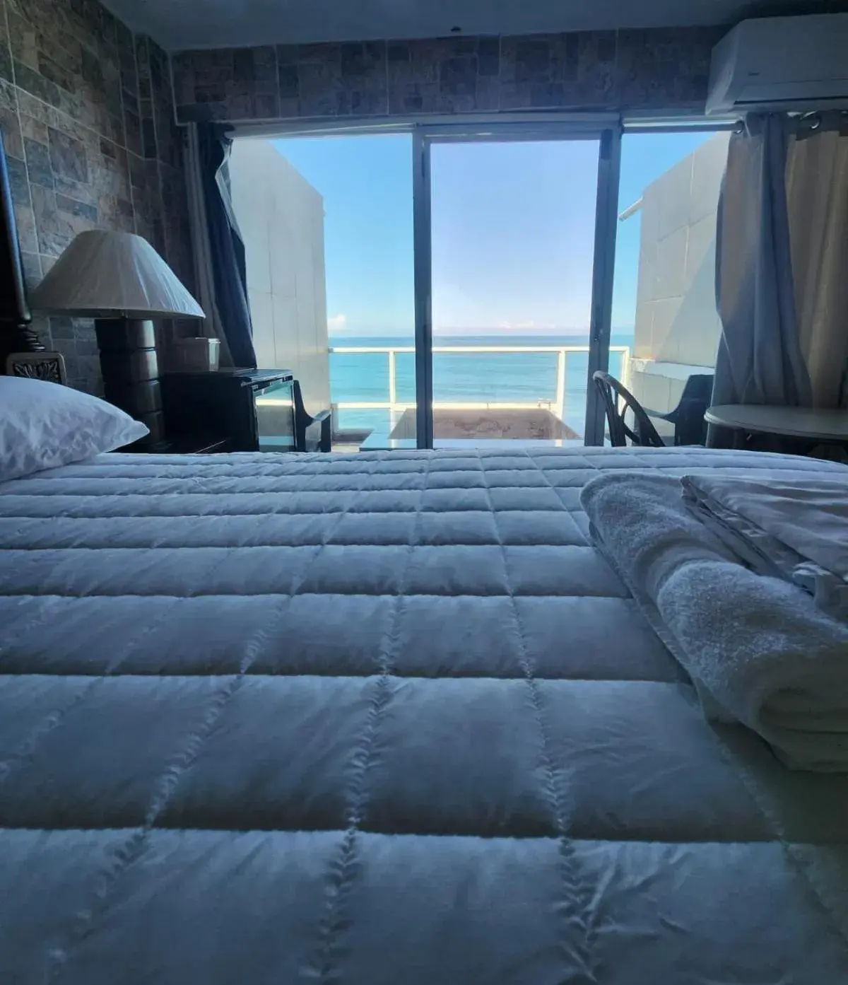 Single Room with Balcony - single occupancy in Hotel Colombus Single Room with Balcony - single occupancy in Hotel Colombus