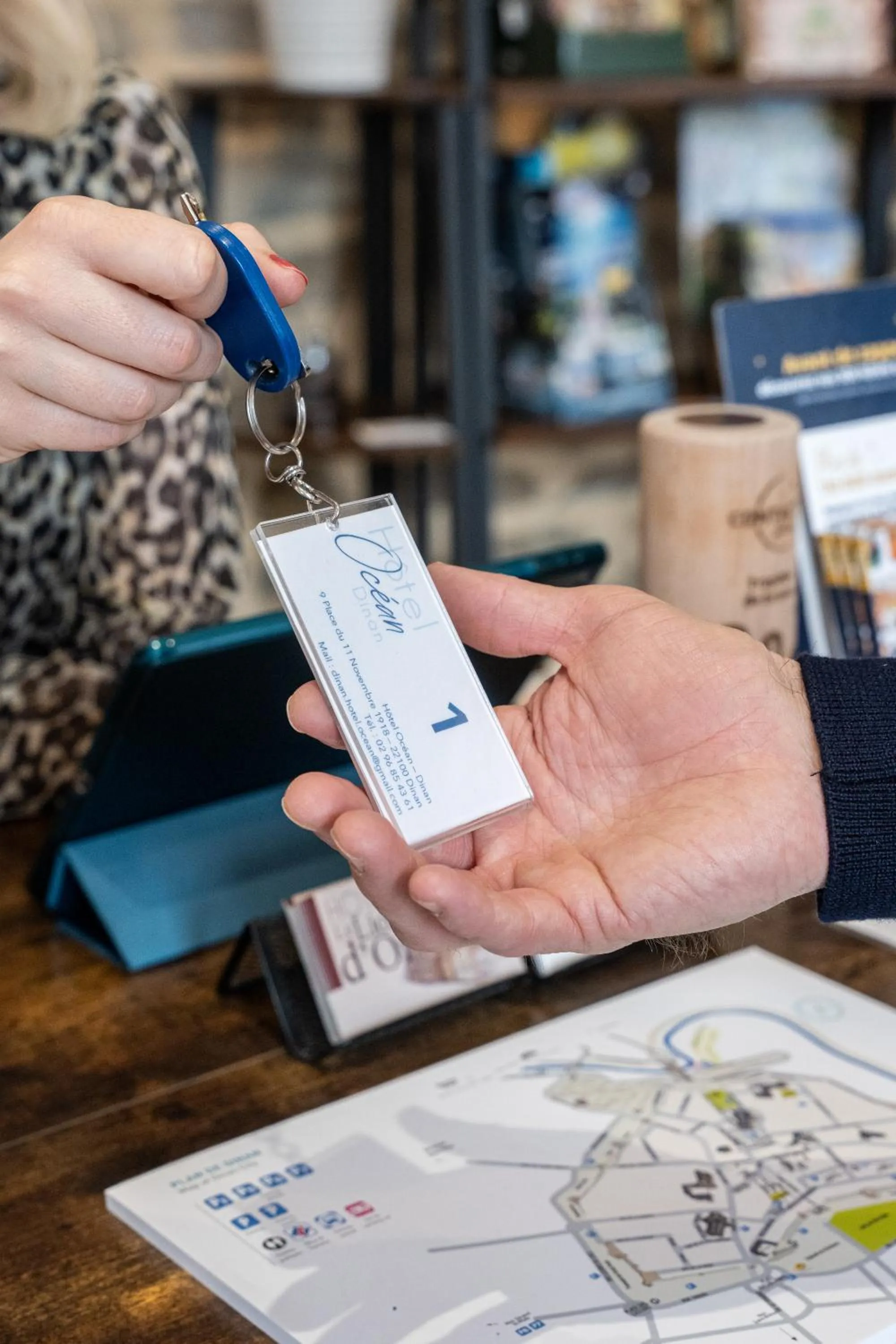 Lobby or reception in Hôtel Océan Dinan