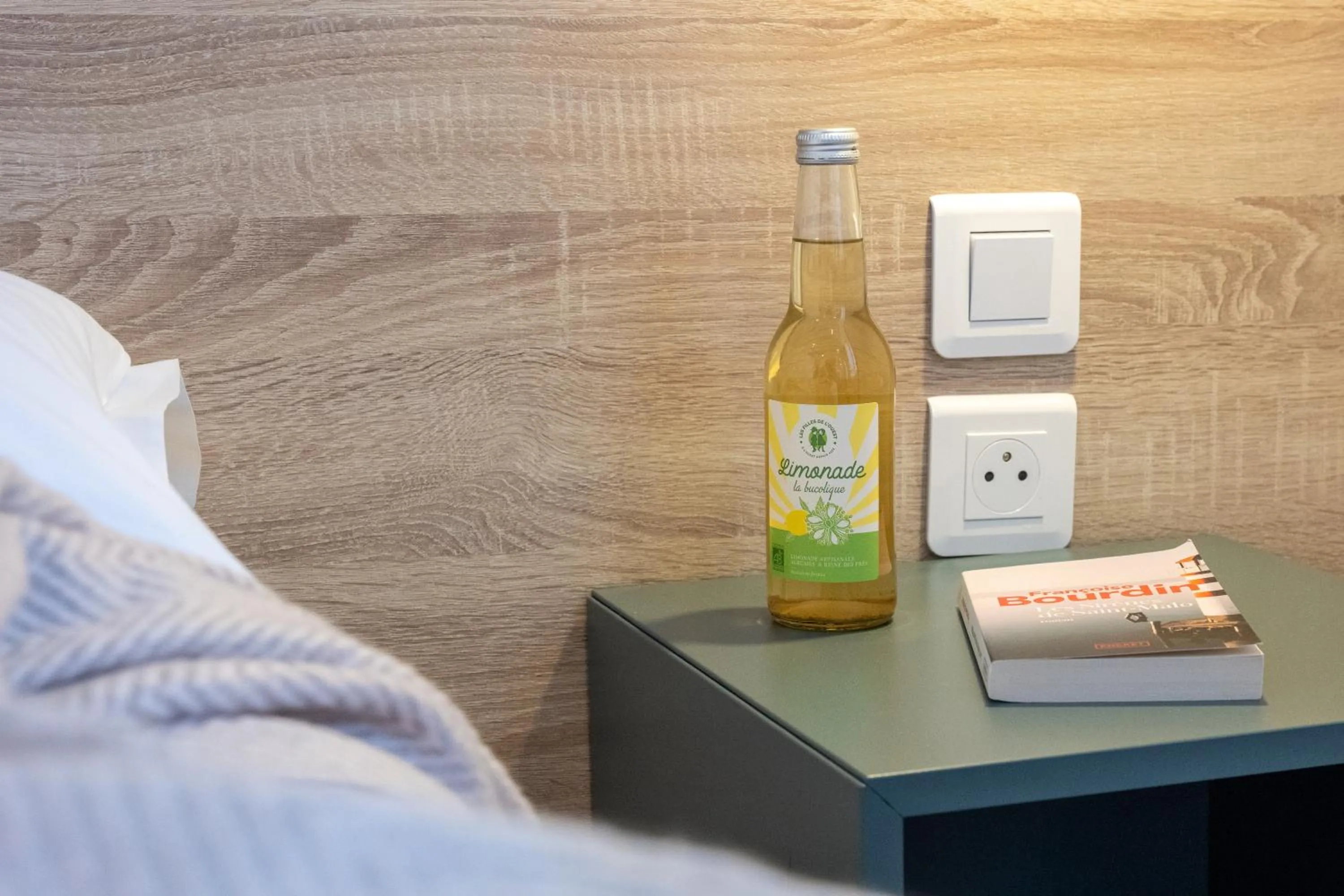 Bedroom in Hôtel Océan Dinan