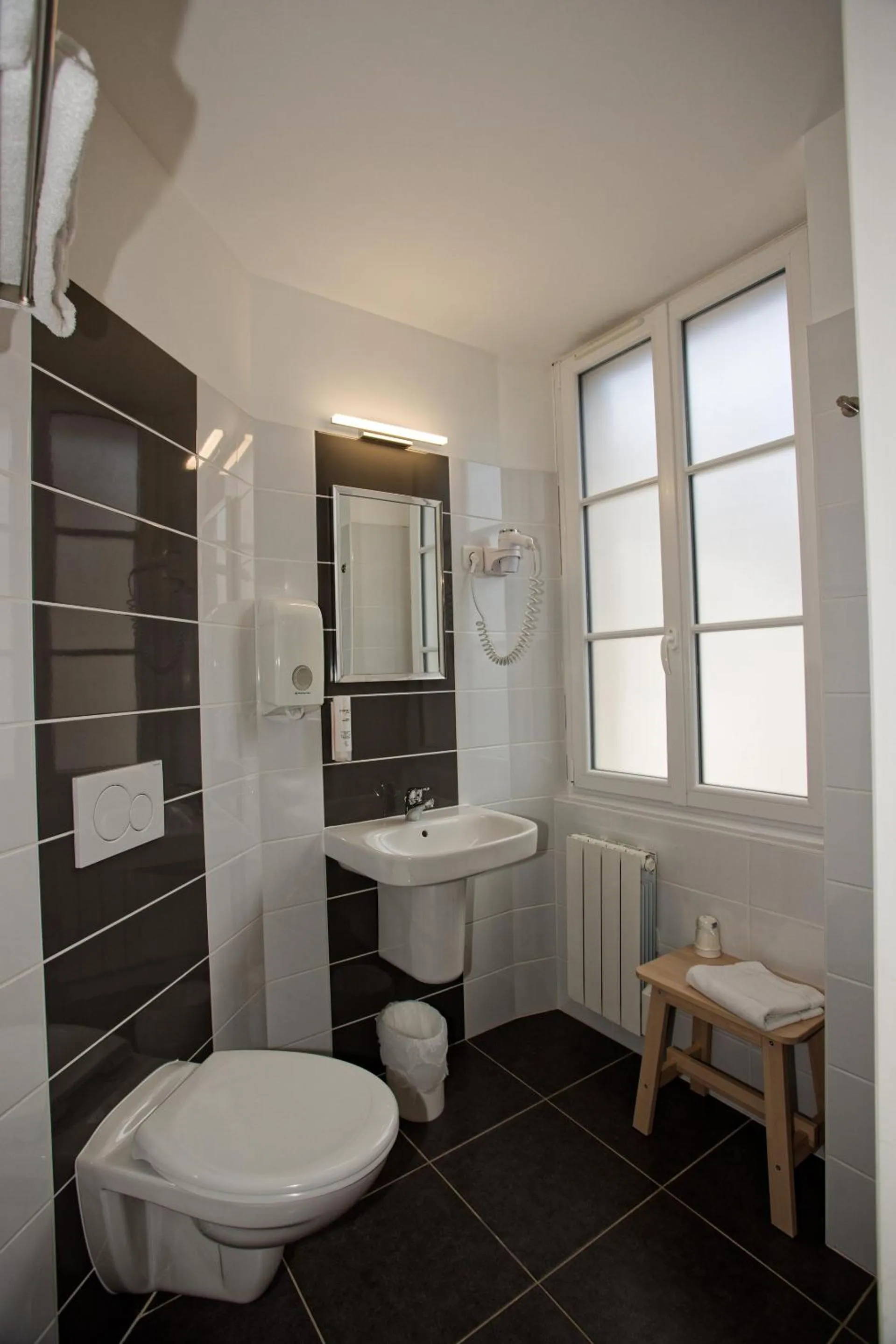 Bathroom in Hôtel Océan Dinan