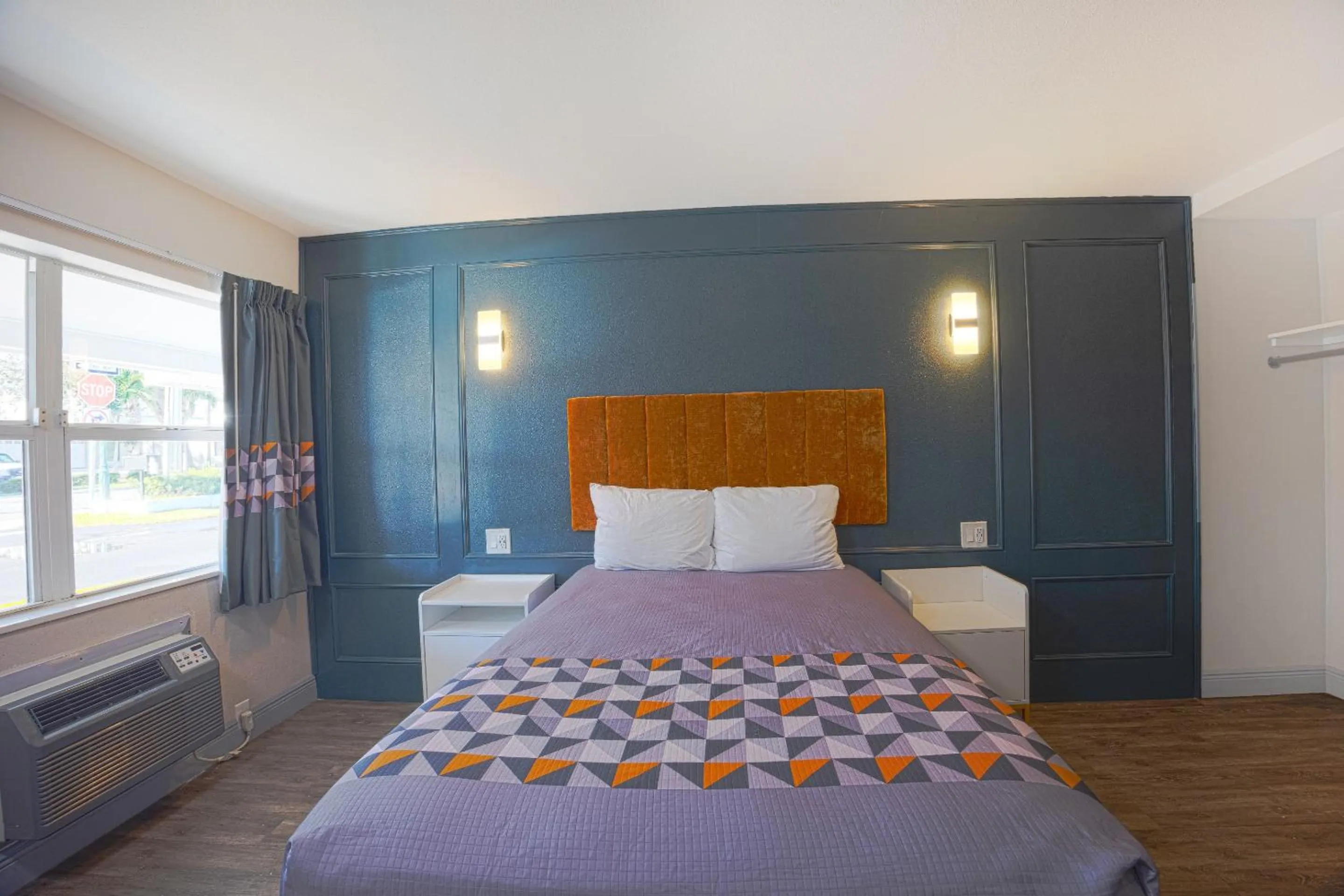 Bedroom, Bed in Sunrise Inn by OYO Titusville FL