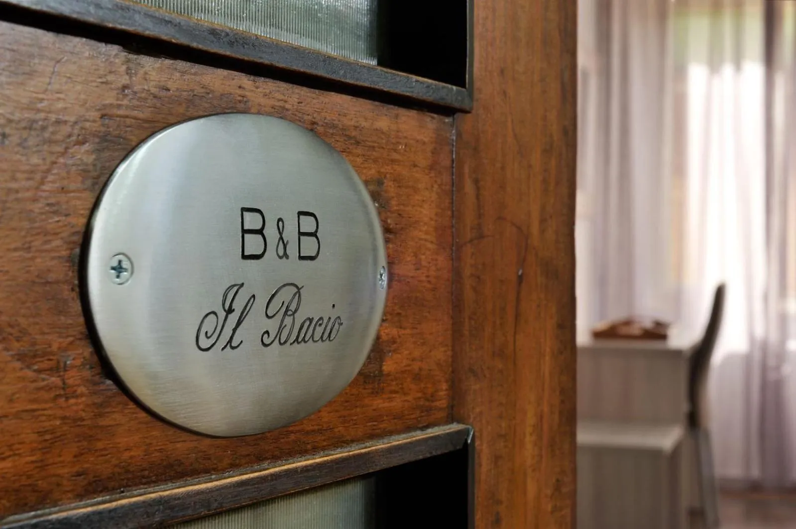 Property logo or sign in B&B Il Bacio di Napoli