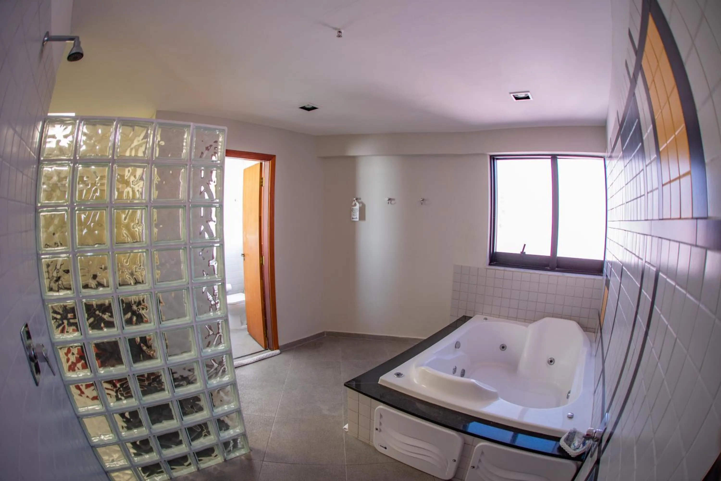 Hot Tub in Mondrian Suite Hotel