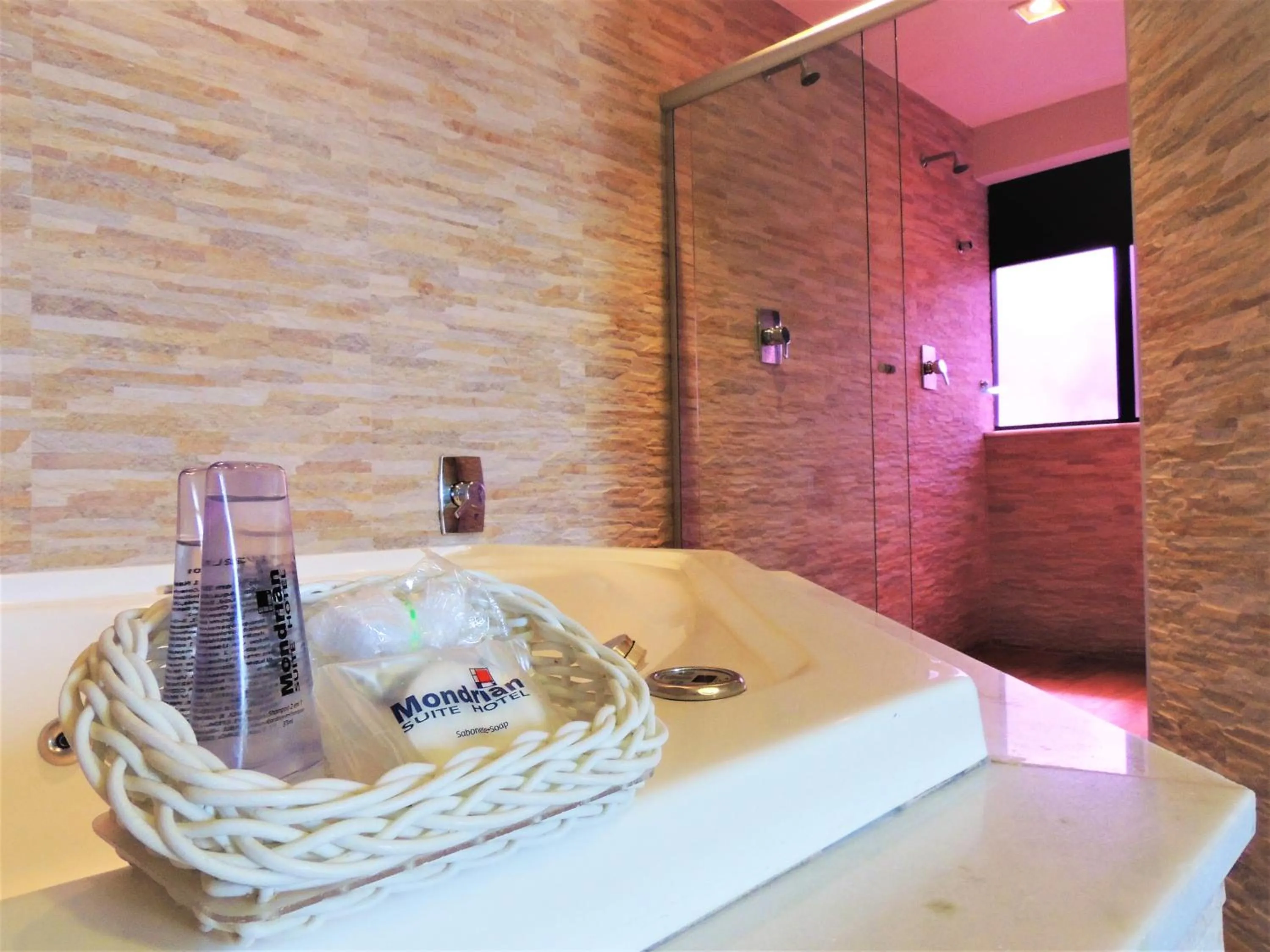 Sauna in Mondrian Suite Hotel