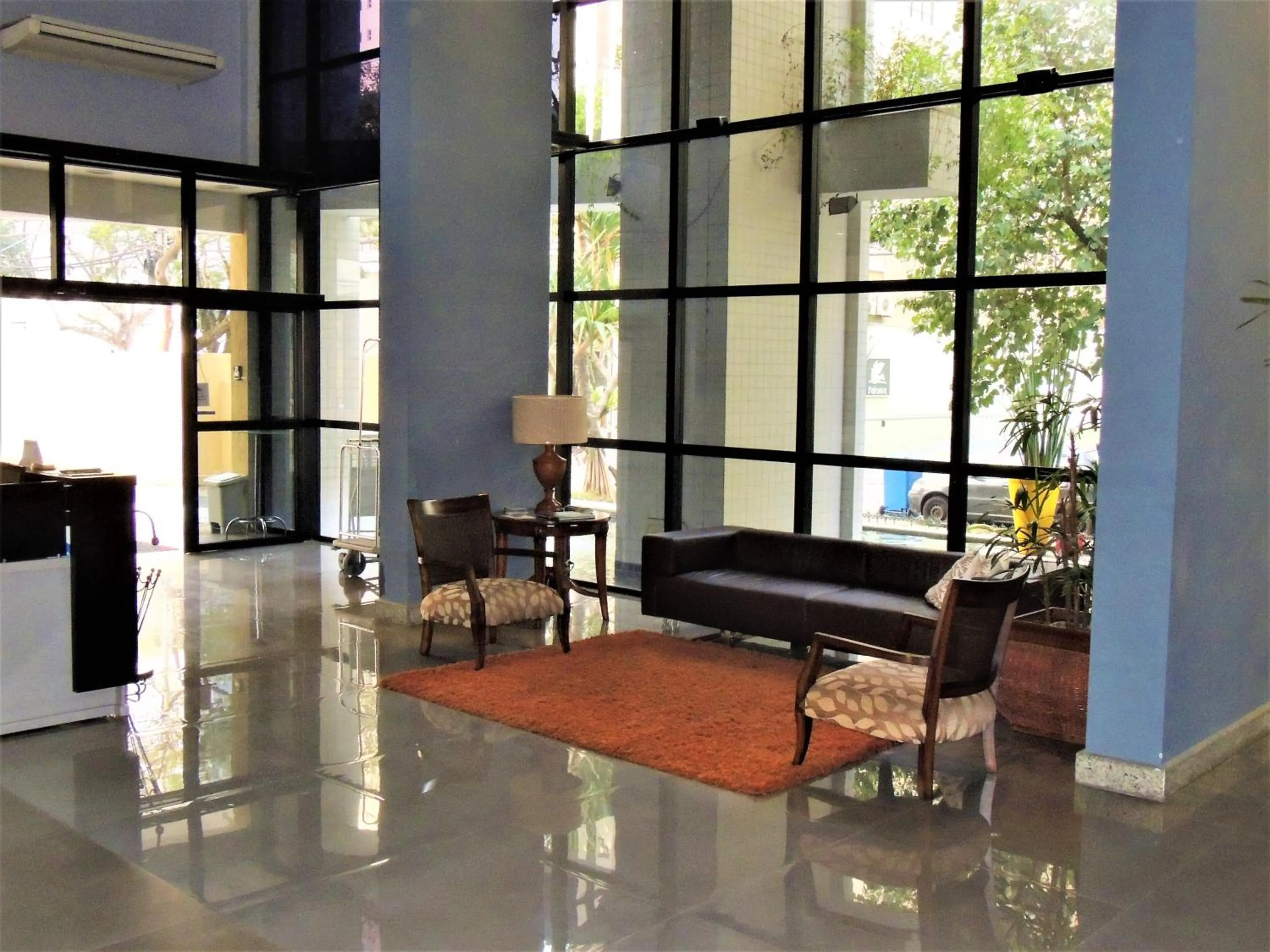 Lobby or reception in Mondrian Suite Hotel