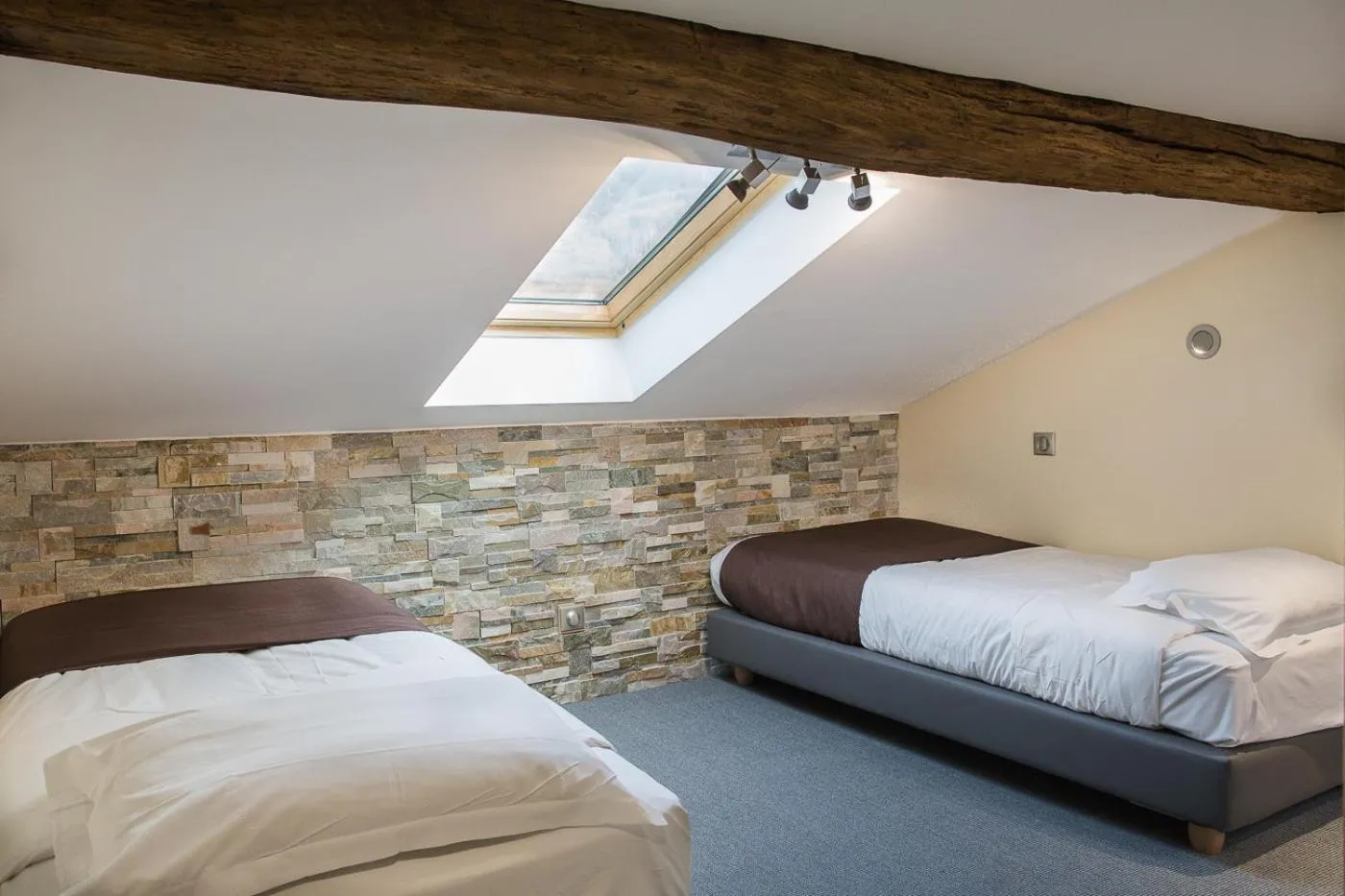 Bedroom, Bed in Logis Hotel Erreguina