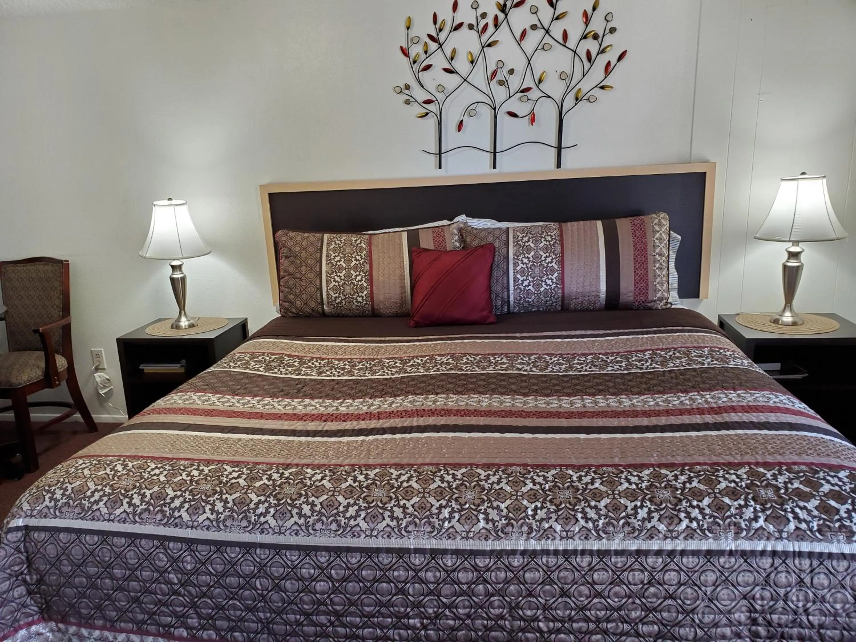 Bed in Sonoma Lodge