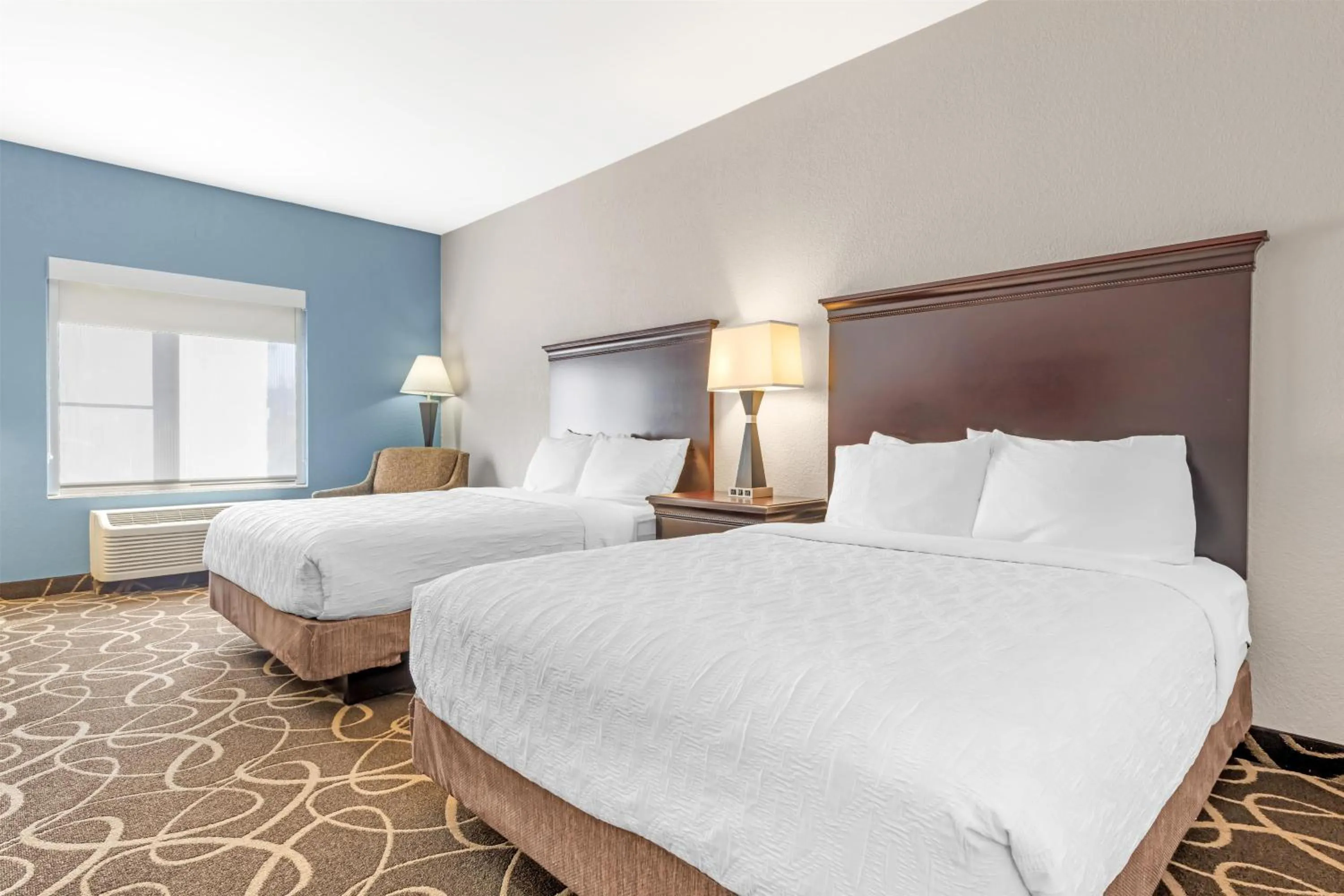 Bedroom, Bed in Best Western Plus Eau Claire Conference Center