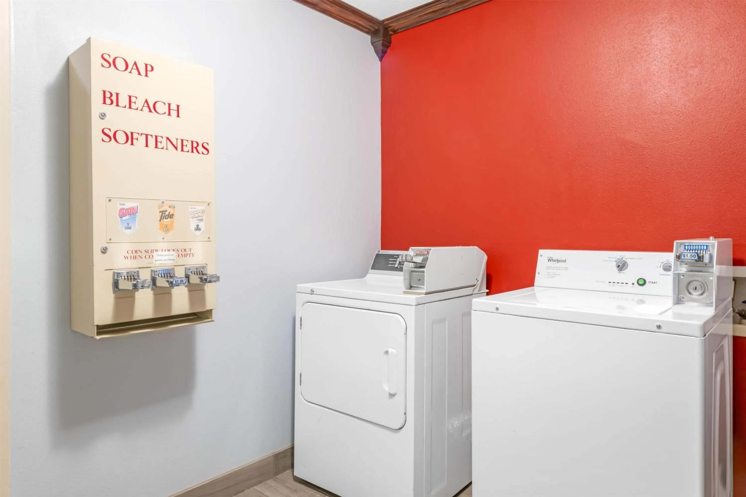 Property building in Best Western Plus Eau Claire Conference Center