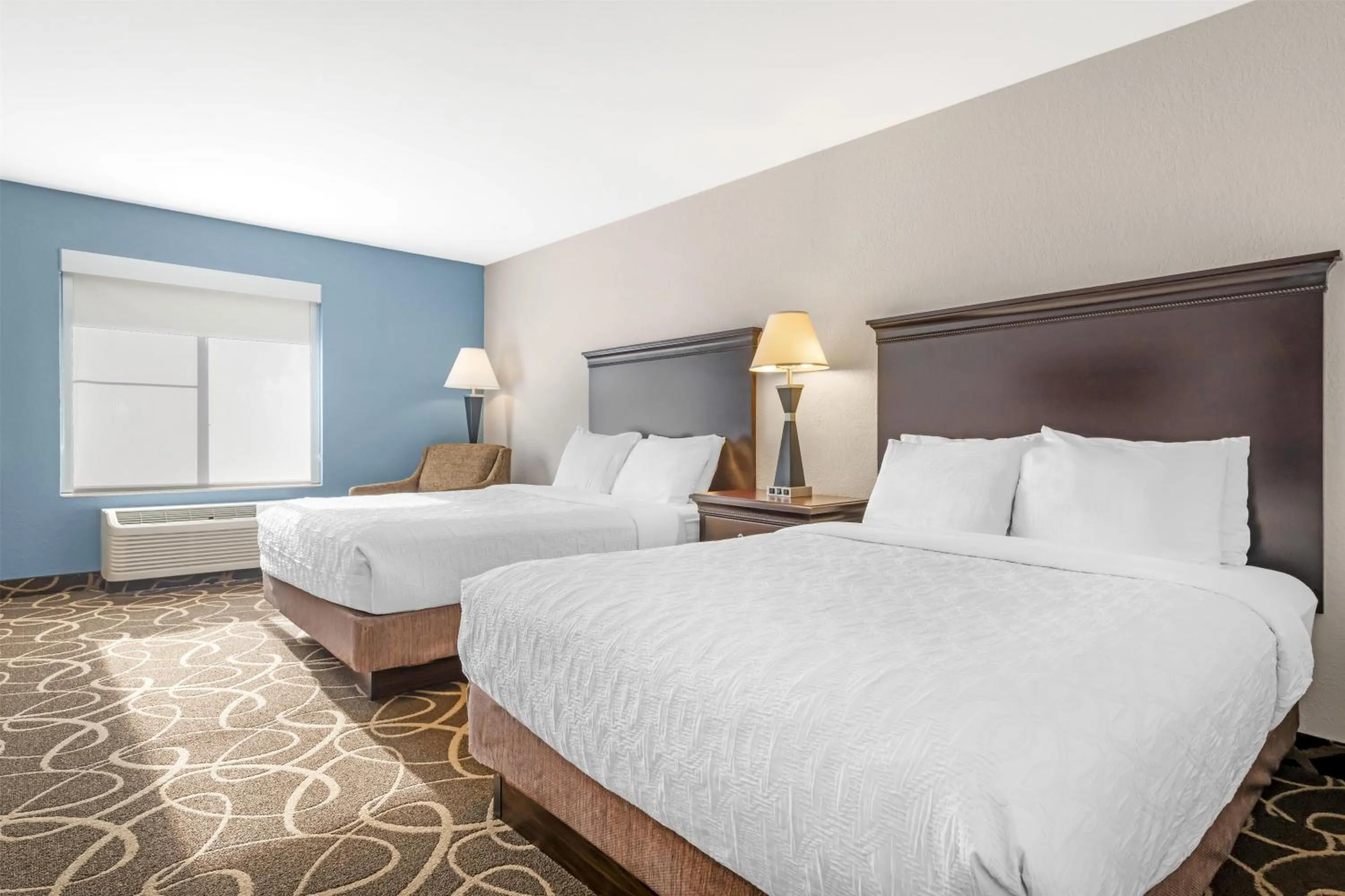 Bedroom, Bed in Best Western Plus Eau Claire Conference Center