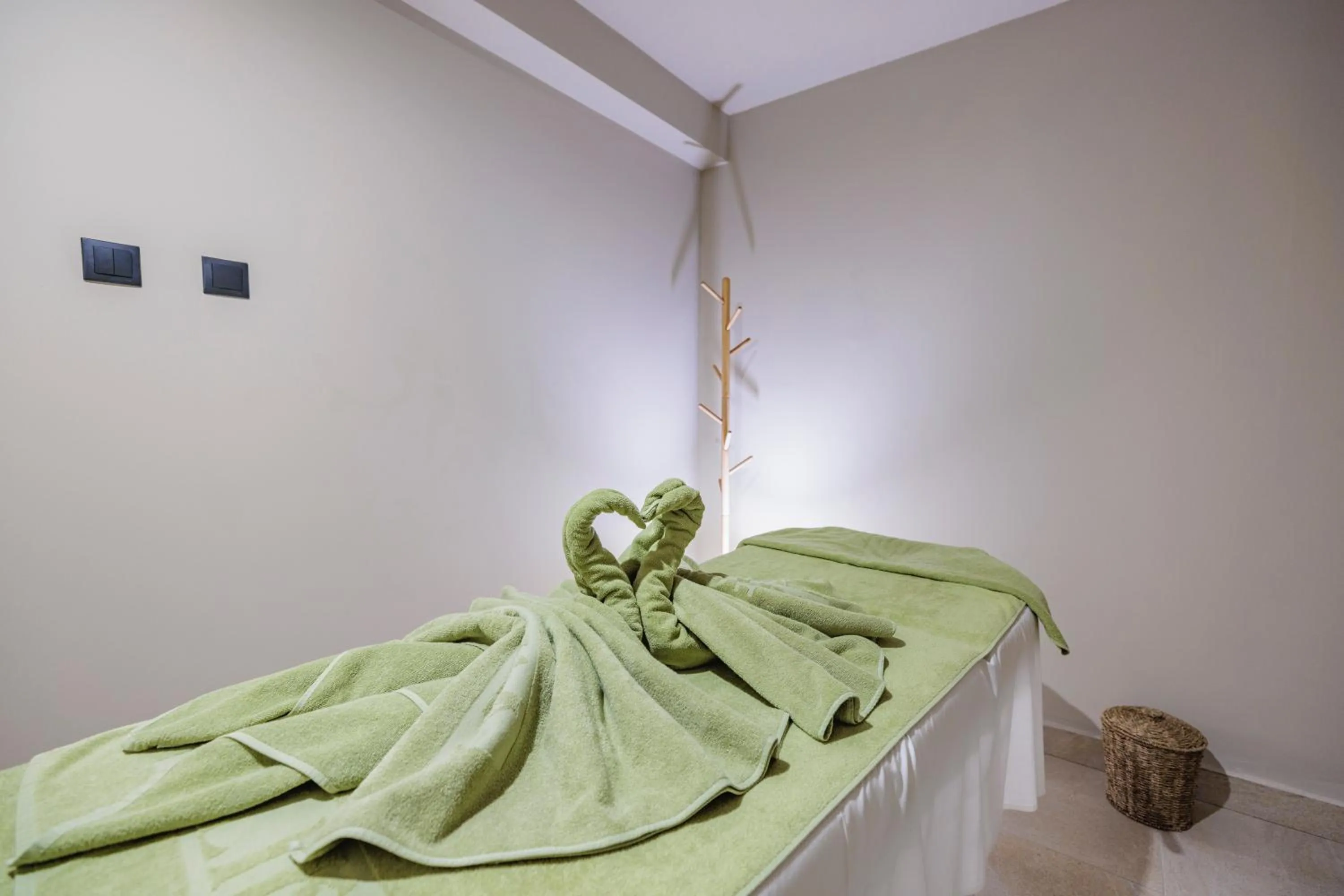 Massage in Iglika Hotel & Villas Borovets