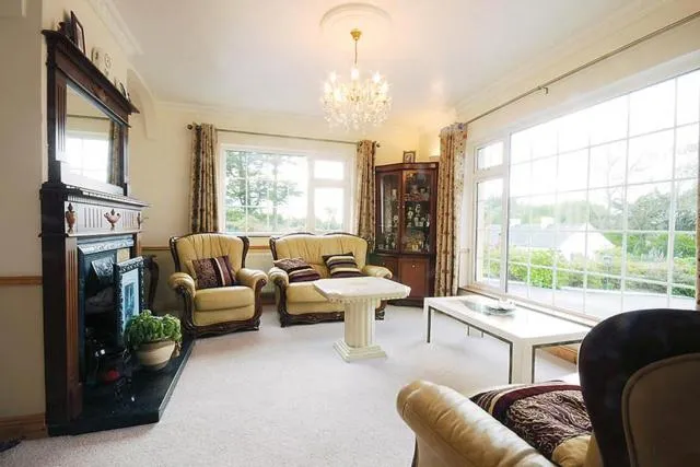 Communal lounge/ TV room in Glencurrah House B&B