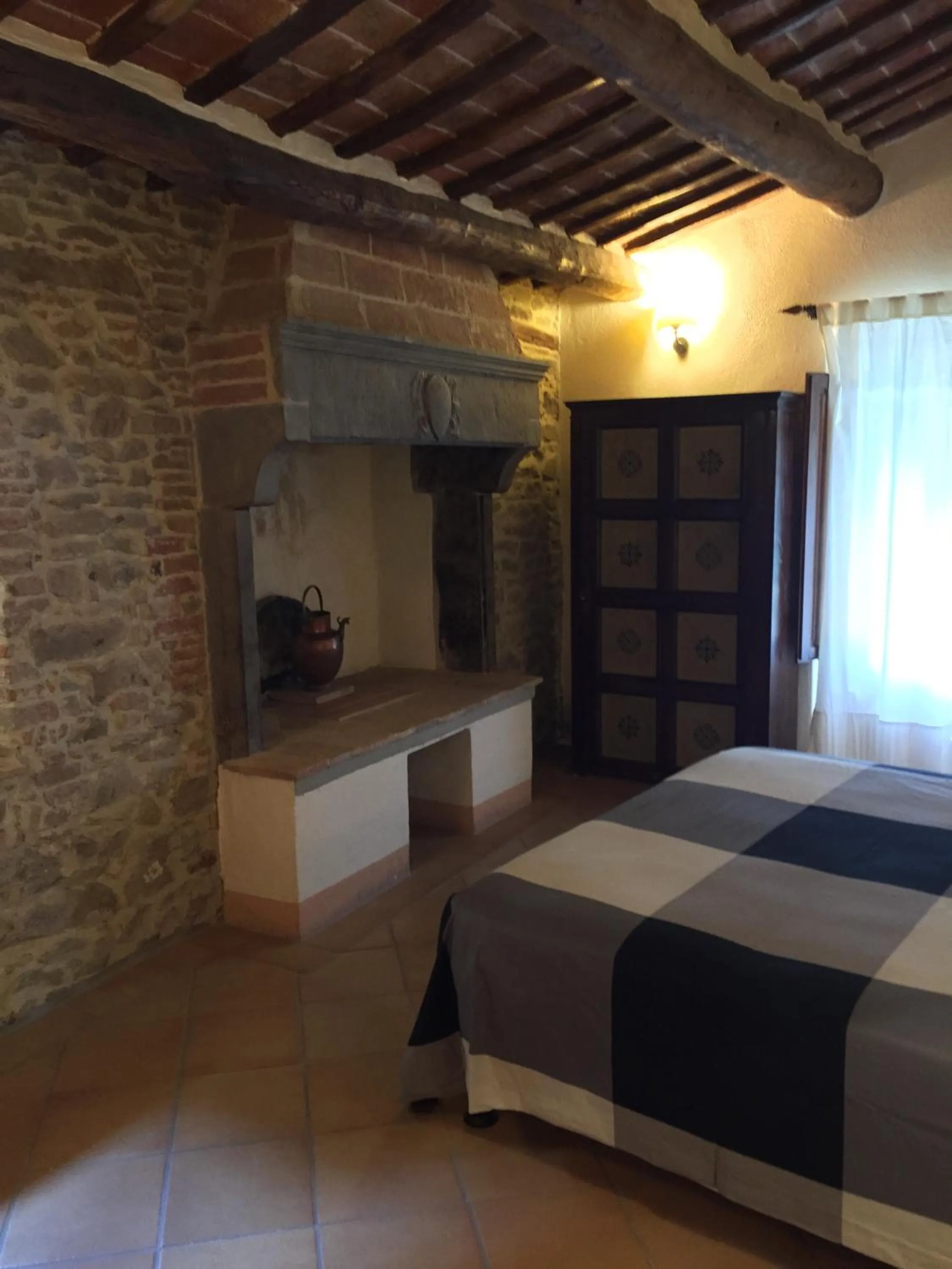 Day, Bed in Locanda Petrella