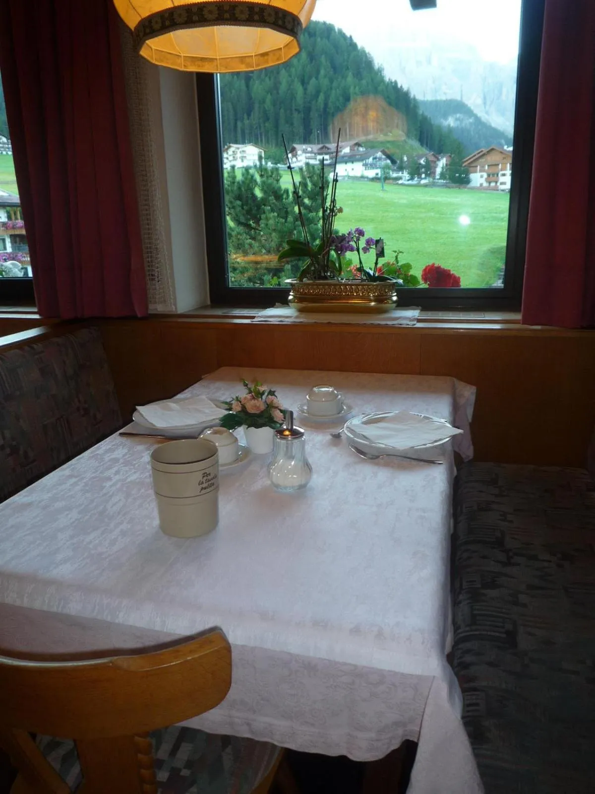 Restaurant/places to eat in Hotel Garni Morene