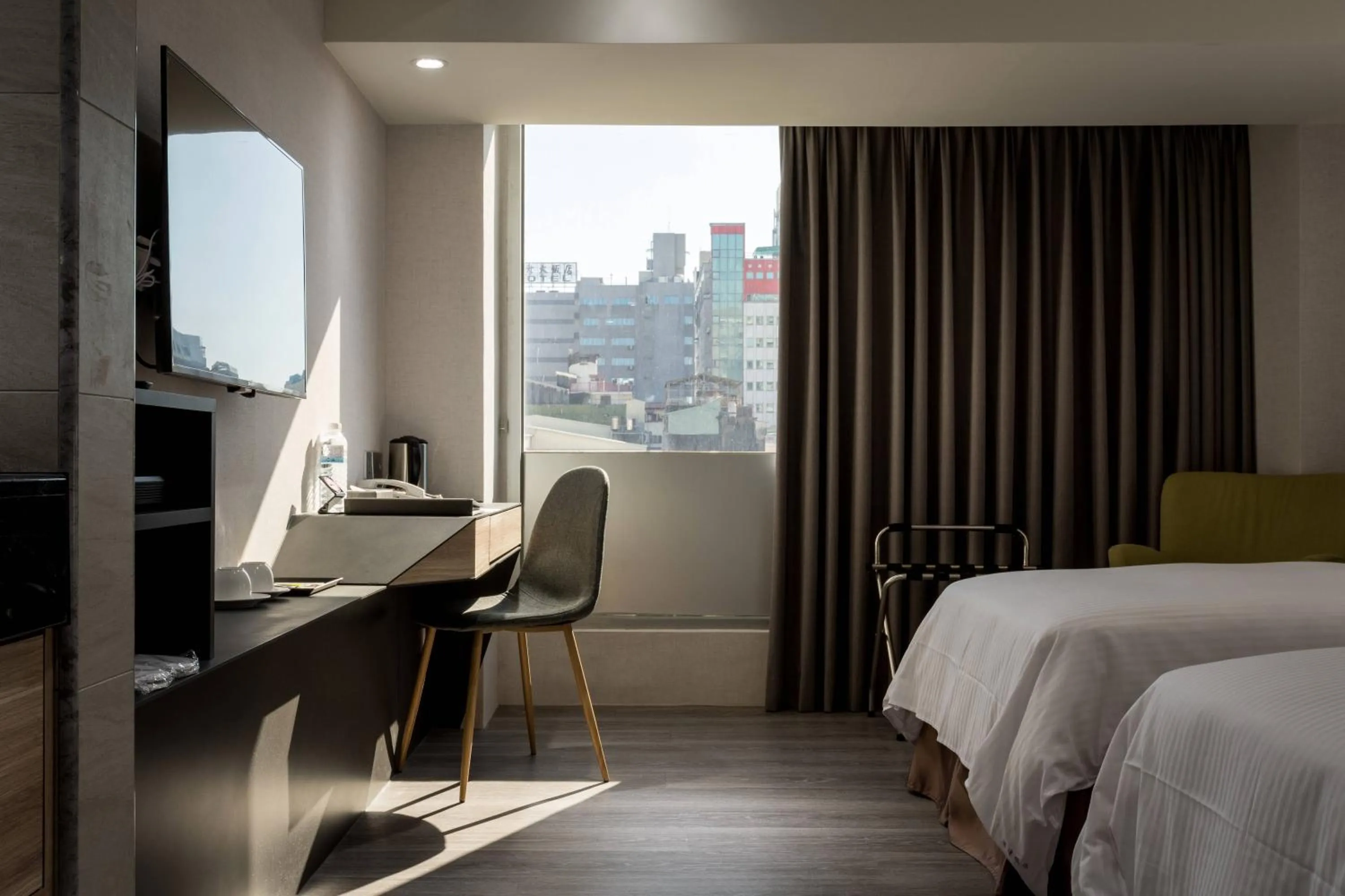 Photo of the whole room, Bed in D D Hotel