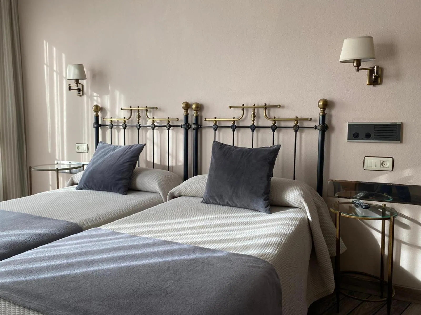 Bed in Hotel Los Molinos