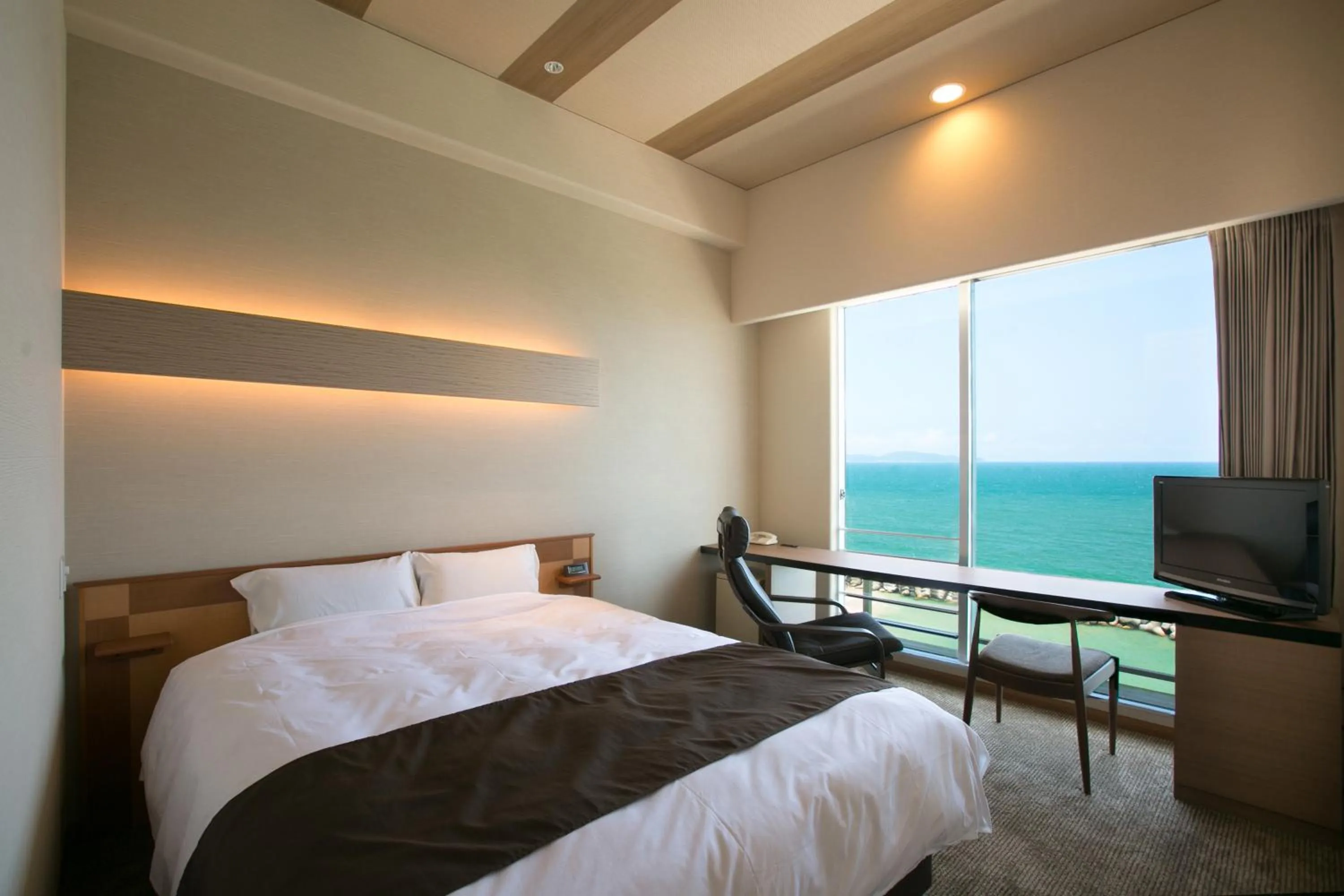 Photo of the whole room in Kaike Seaside Hotel