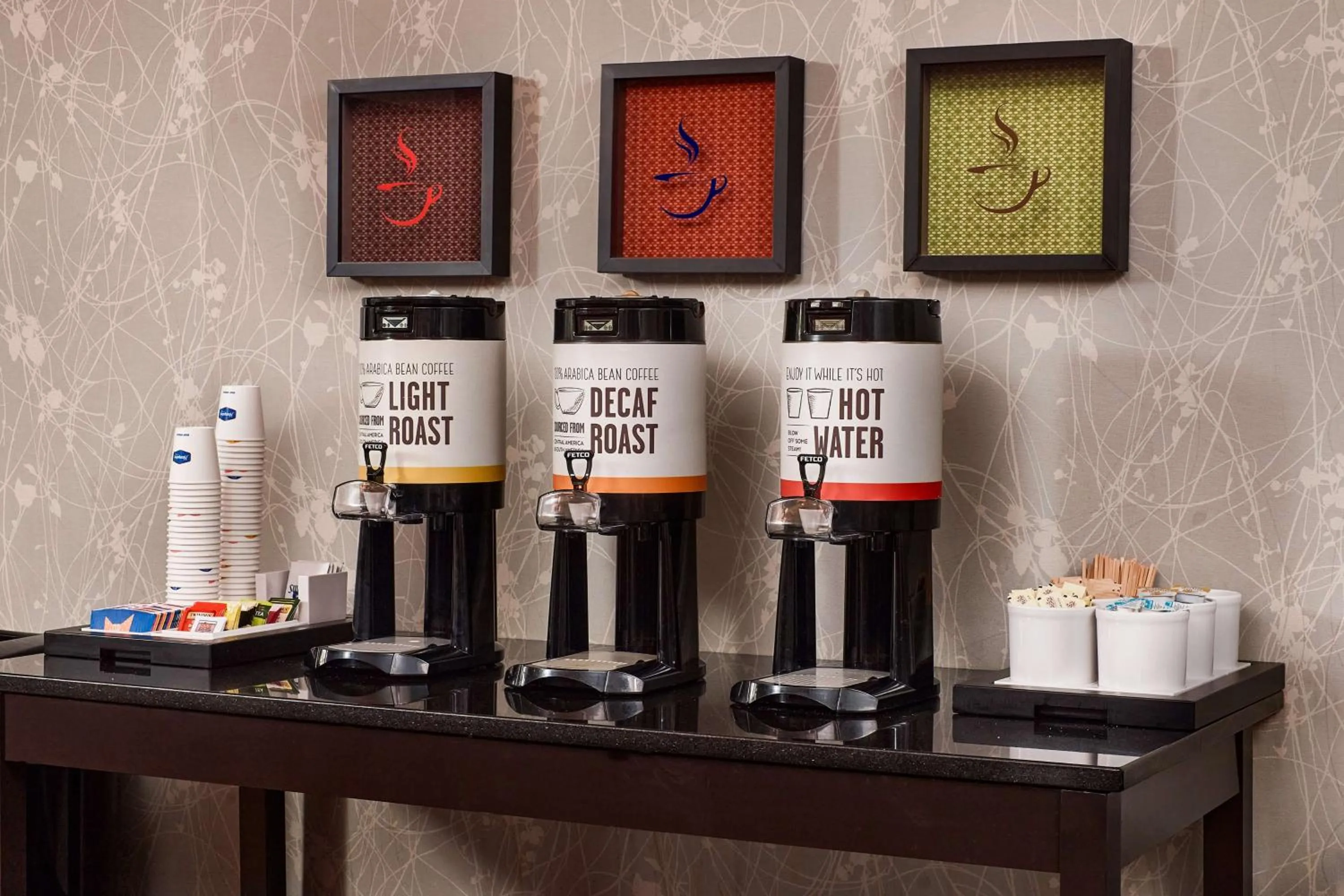 Dining area in Hampton Inn & Suites Hershey Near the Park