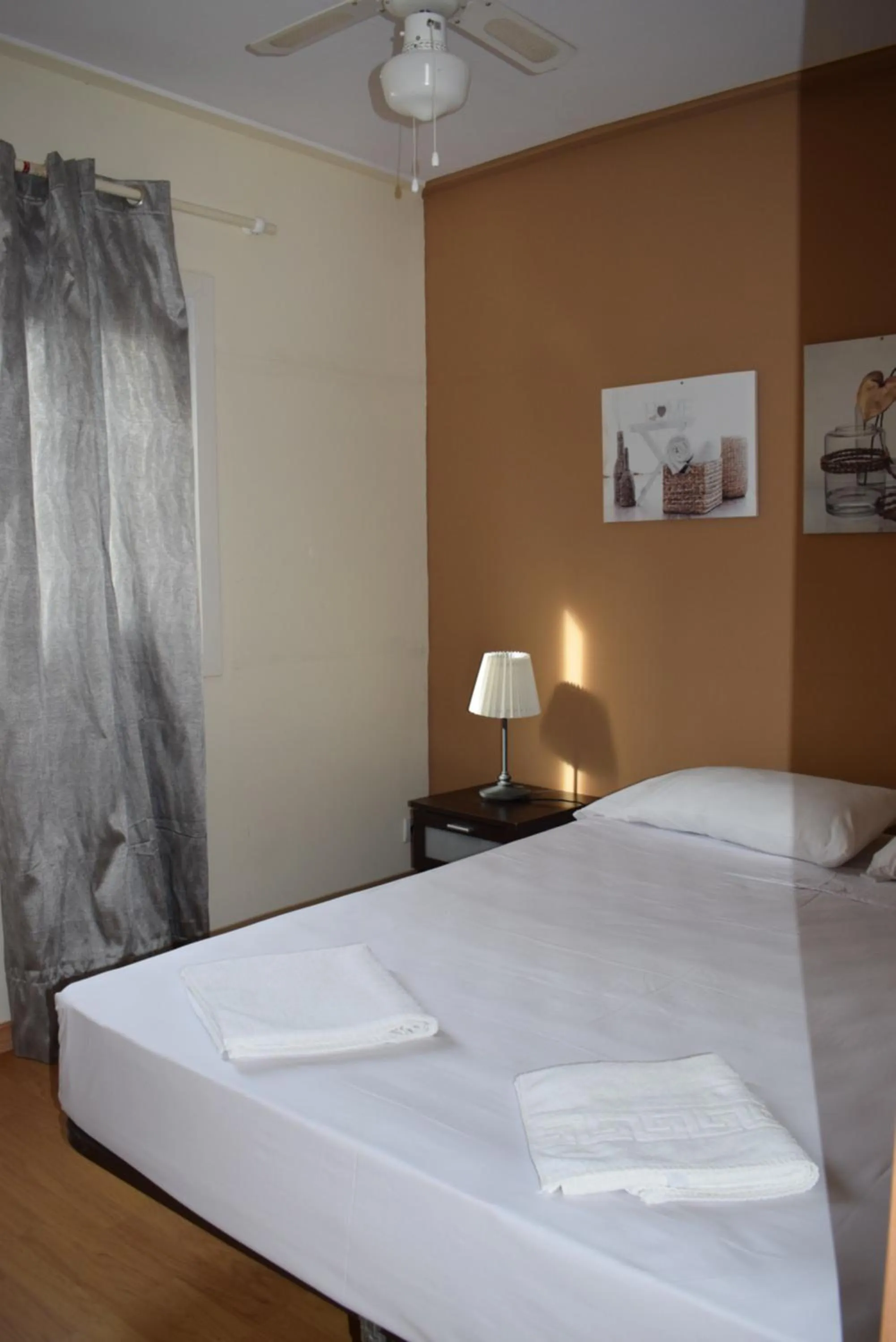 Bedroom, Bed in Bungalows Park Albufera